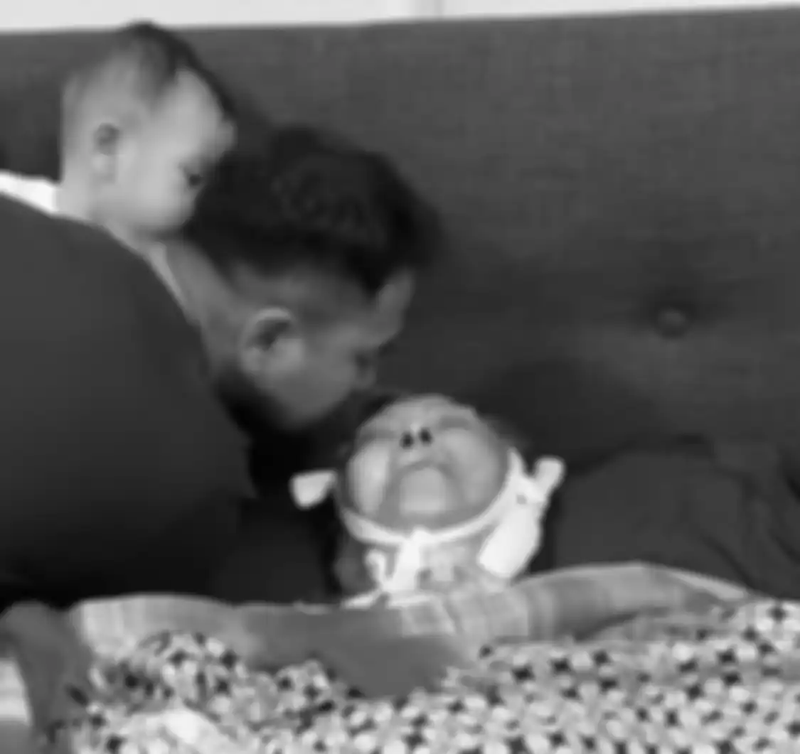 Nenek Raffi Ahmad yang meninggal karena stroke ternyata punya warisan sebesar ini. Foto suaminya sampai ditelusuri.