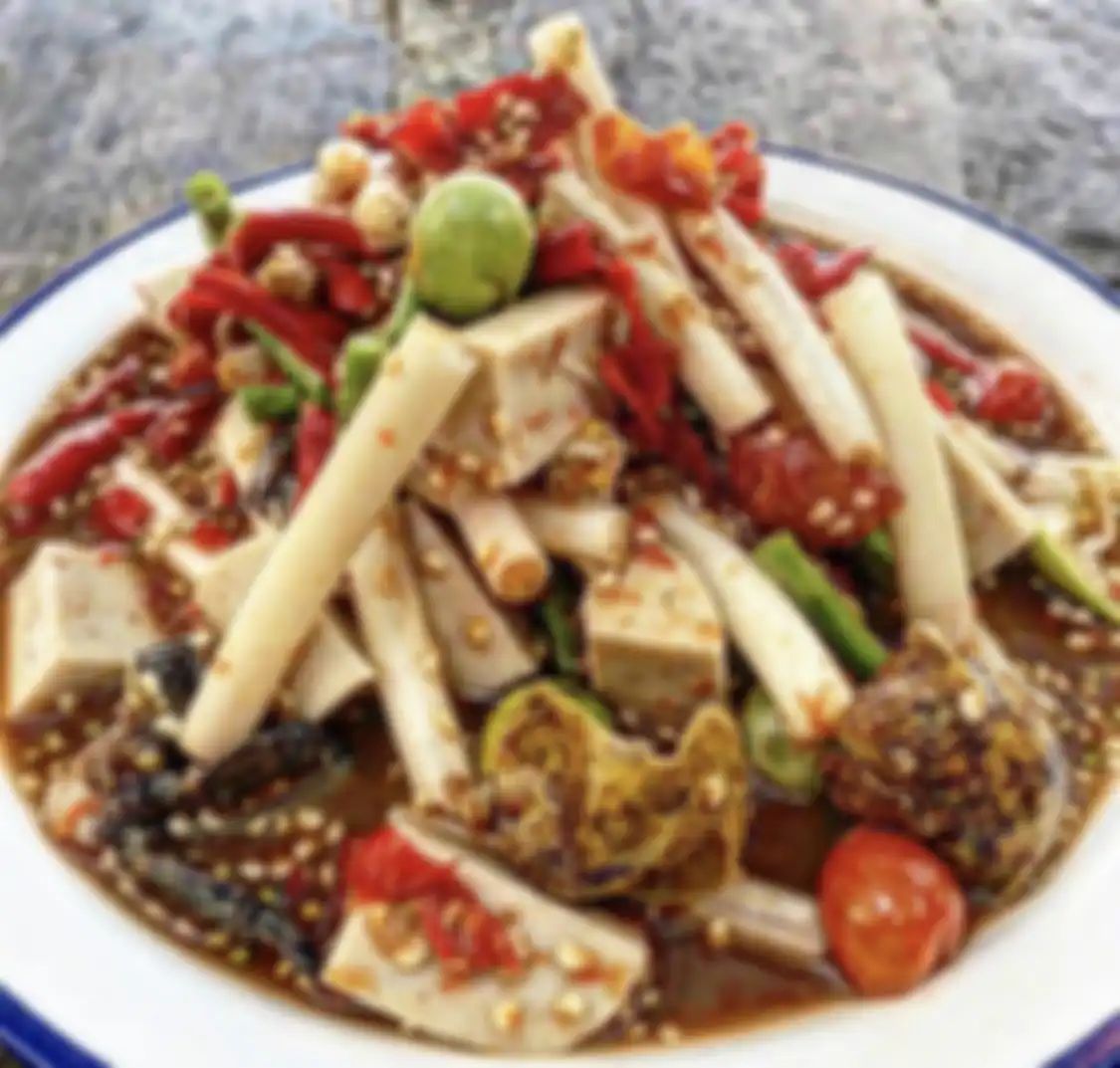 Inilah 11 cara foto makanan agar hasilnya menjadi lebih aesthetic. Cuma motret pakai kamera HP nggak ada masalah.