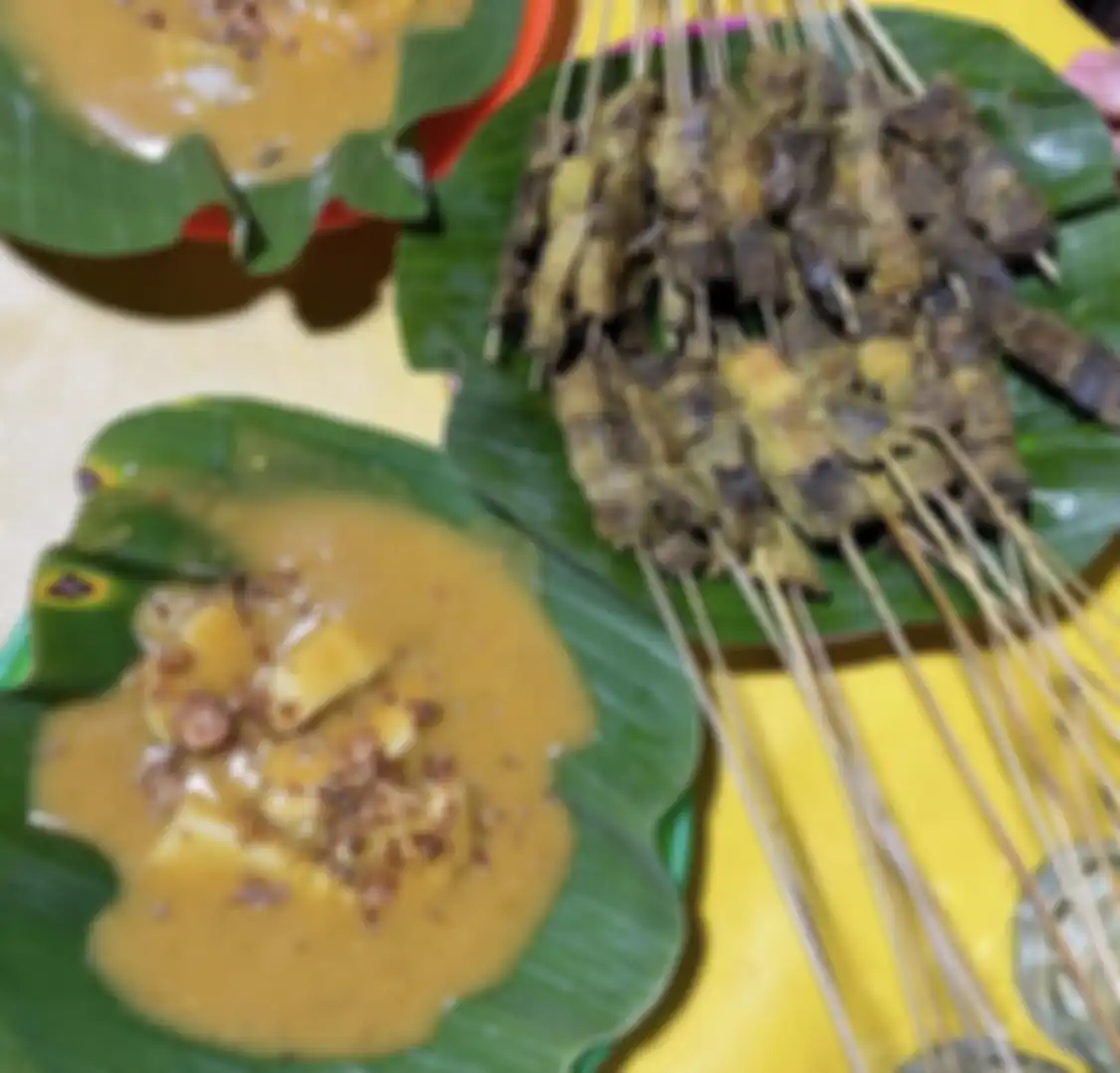 Jika mencari makan malam enak di Payakumbuh Sumatera Barat. 5 tempat wisata kuliner pantas dicicipi. Cek foto menunya.