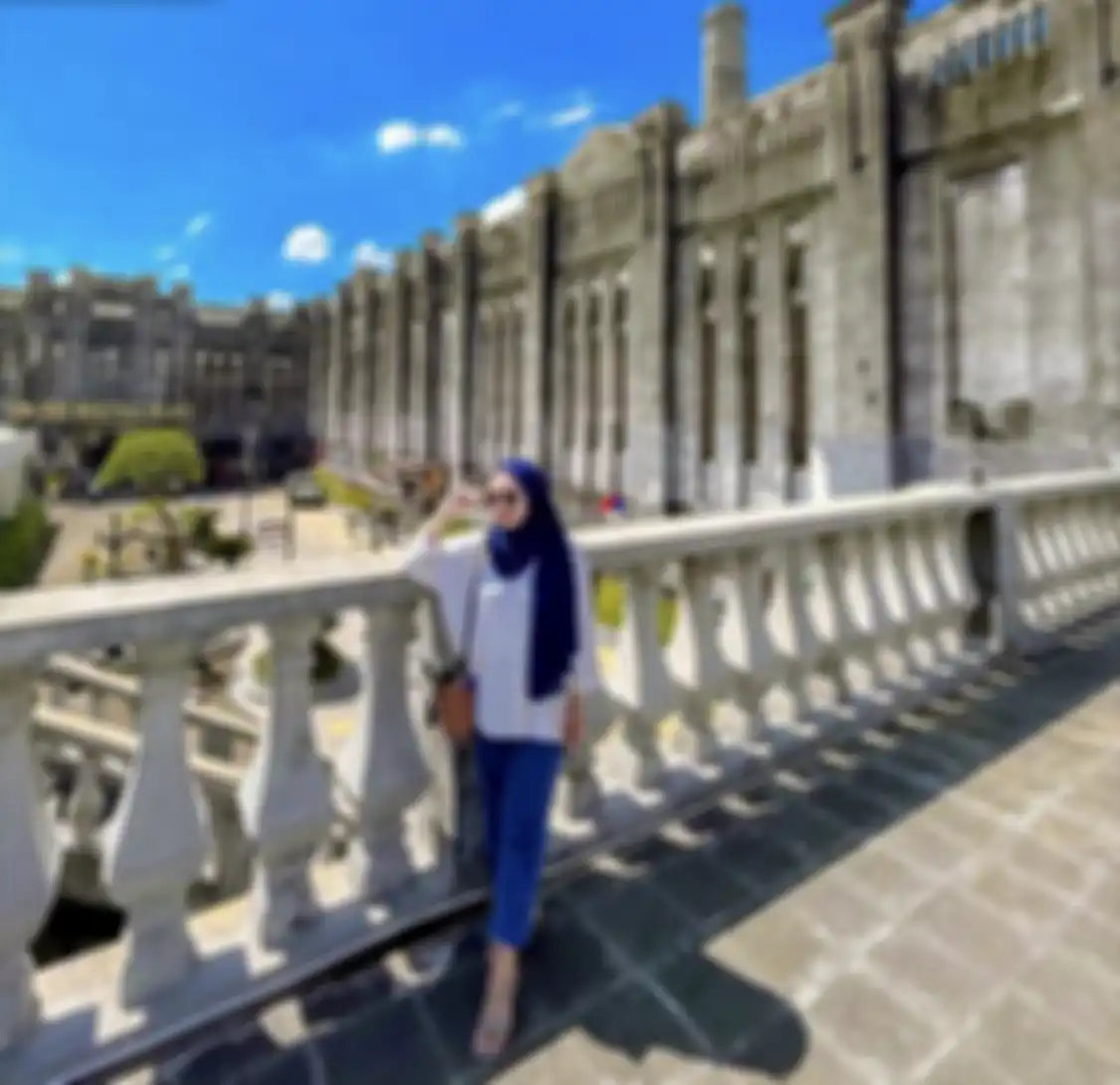 Simak ulasan 15 tempat wisata di Solo yang wajib dikunjungi karena menyediakan banyak spot foto aesthetic.
