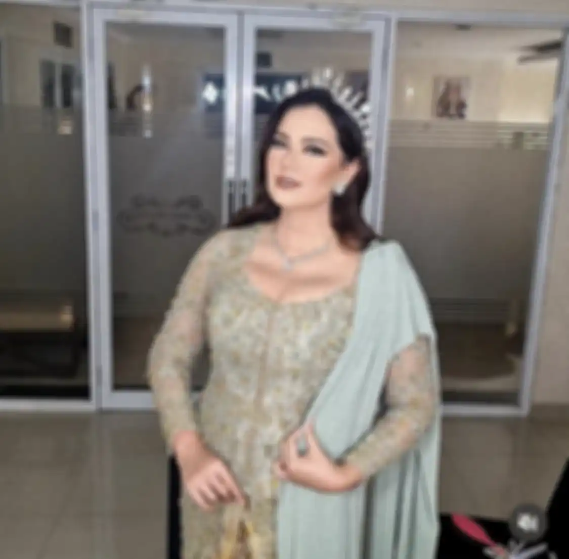 Foto calon suami Catherine Wilson terlanjur disebarkan, sifat asli Idham Mase dikuliti Shinta Bachir. Ada apa ya?