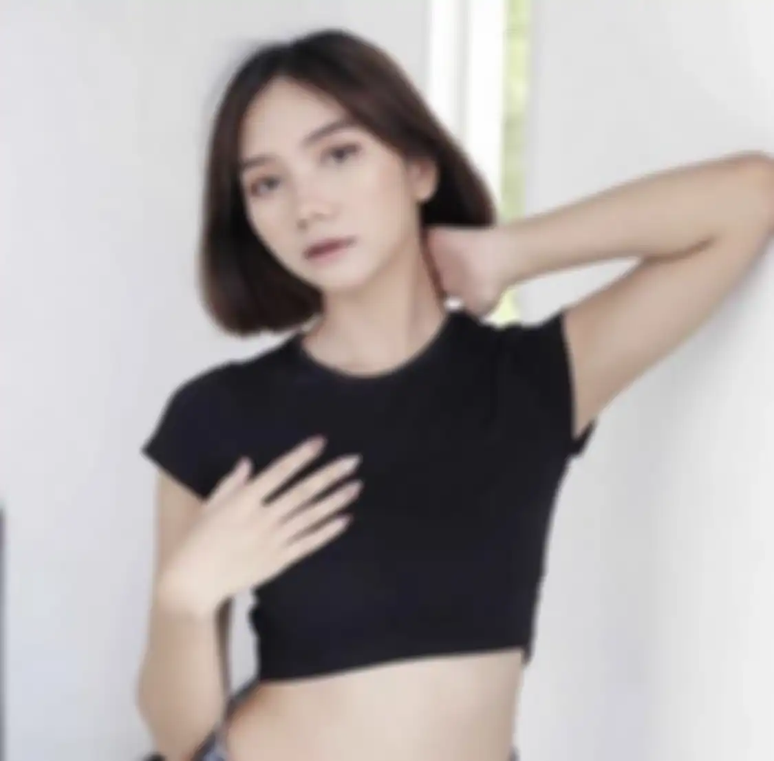 Foto sosok wanita kebaya merah yang muncul dalam video viral 16 menit tanpa sensor sengaja disebarkan. Kini tak berkutik.