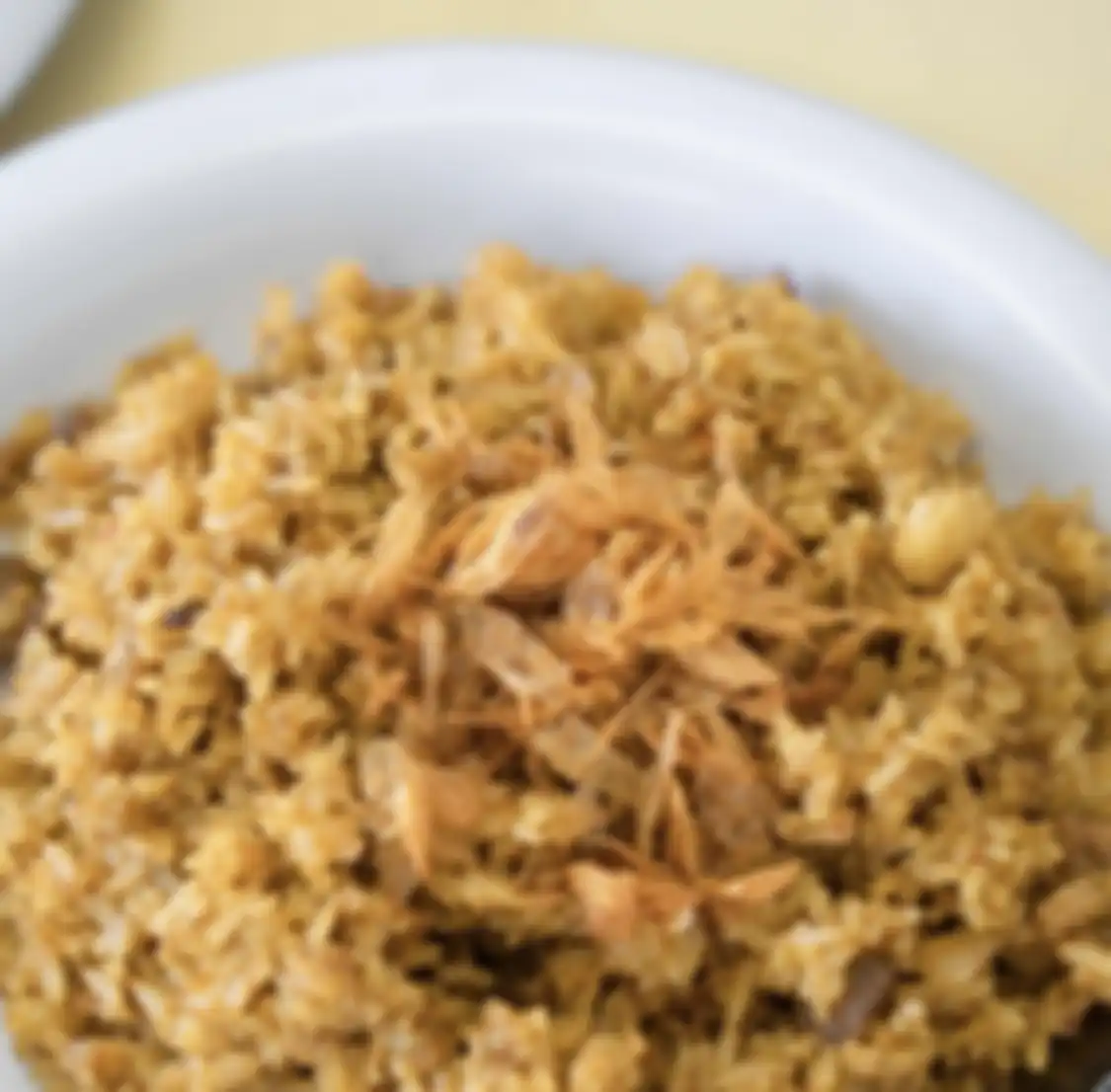 Cicipi 8 tempat wisata kuliner di Bogor yang menyajikan menu nasi goreng enak. Inilah foto aestheticnya..