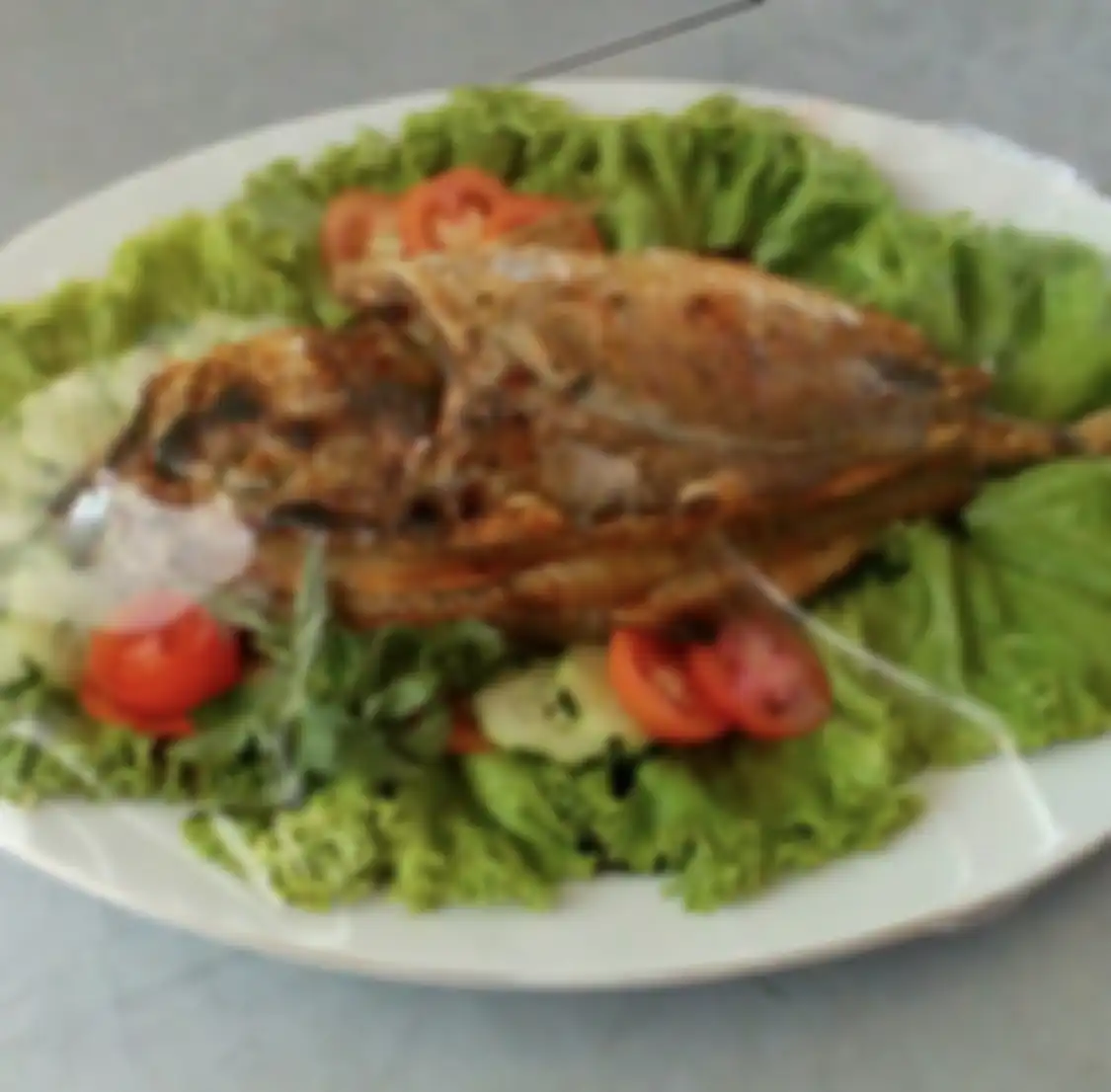 Inilah 7 tempat wisata kuliner di Makassar bikin liburan makin seru. Cek foto menunya yang dijamin sajikan sarapan enak.