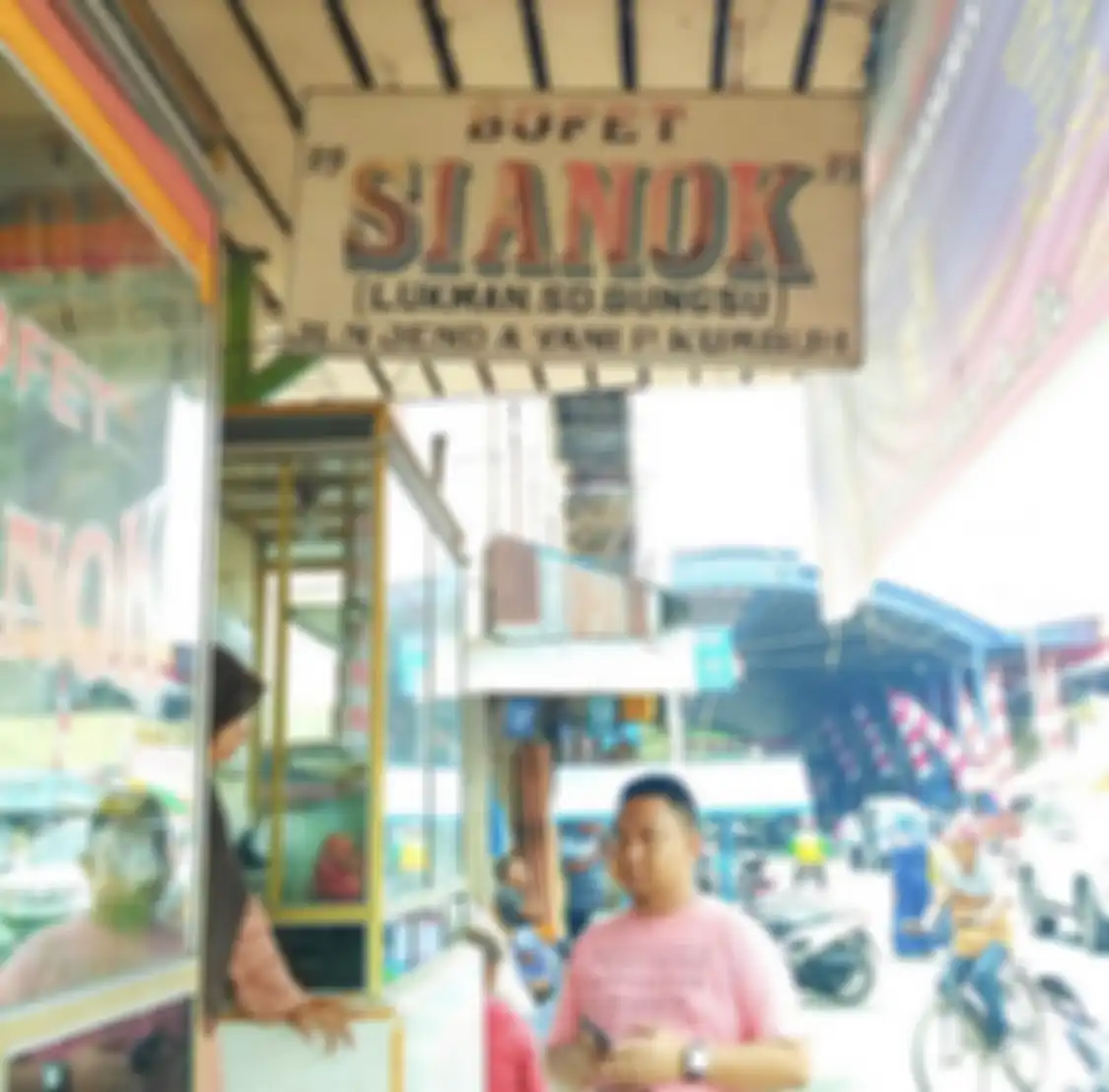 Jika mencari makan malam enak di Payakumbuh Sumatera Barat. 5 tempat wisata kuliner pantas dicicipi. Cek foto menunya.