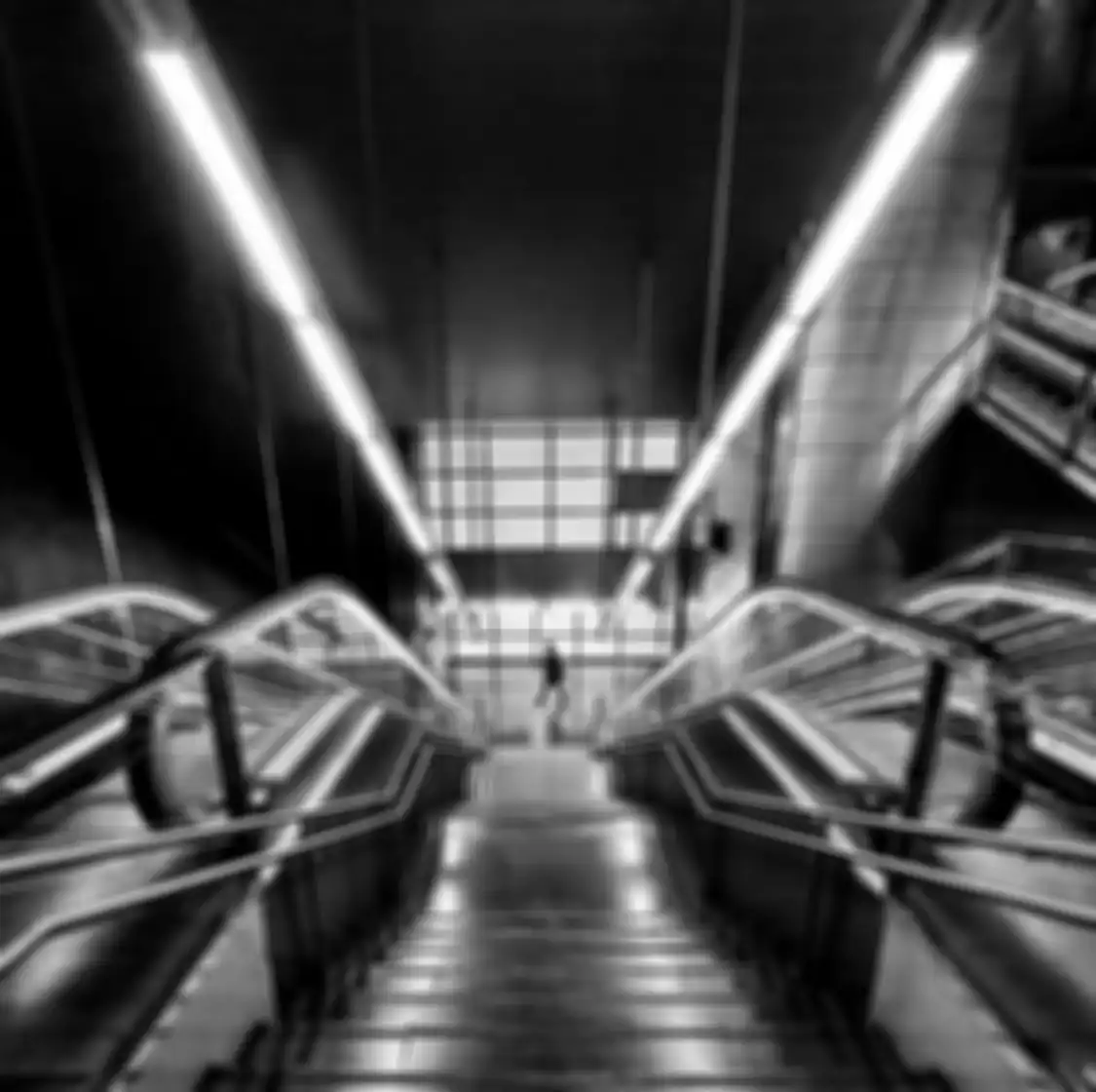 Inilah informasi 10 cara foto jalanan (street photography) yang bisa langsung dicoba sendiri. Mudah saja kok!