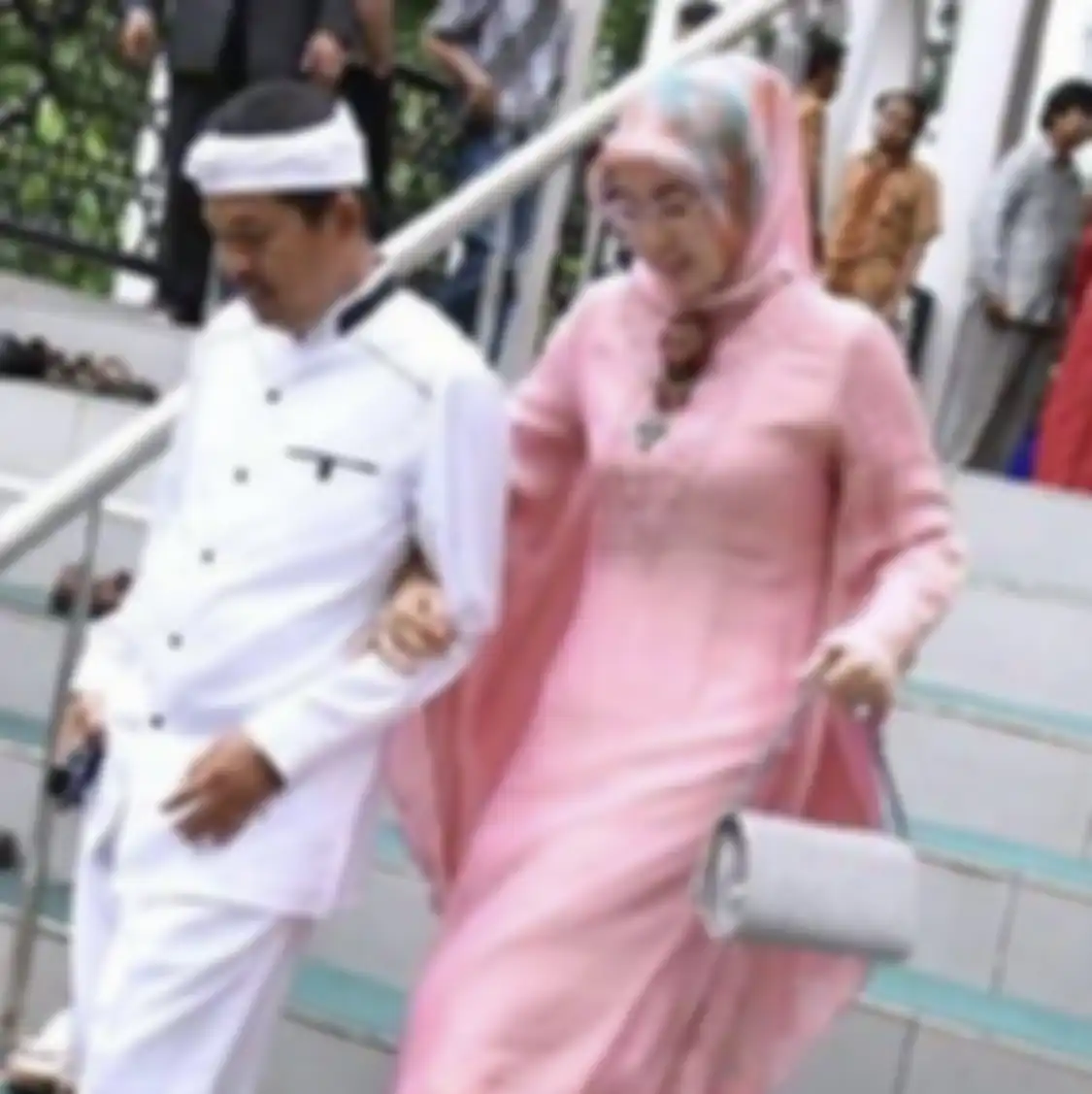 Bupati Purwakarta Anne Ratna Mustika yang gugat cerai Dedi Mulyadi sudah punya rencana begini. Dedi mengaku menelan rasa sakit. 