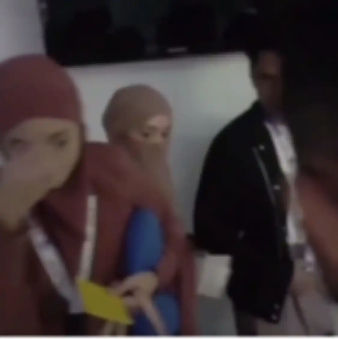 Ini sosok yang meminta Lesti Kejora pergi umrah di Tanah Suci. Foto istri Rizky Billar terus menempel sang ayah viral di media sosial.