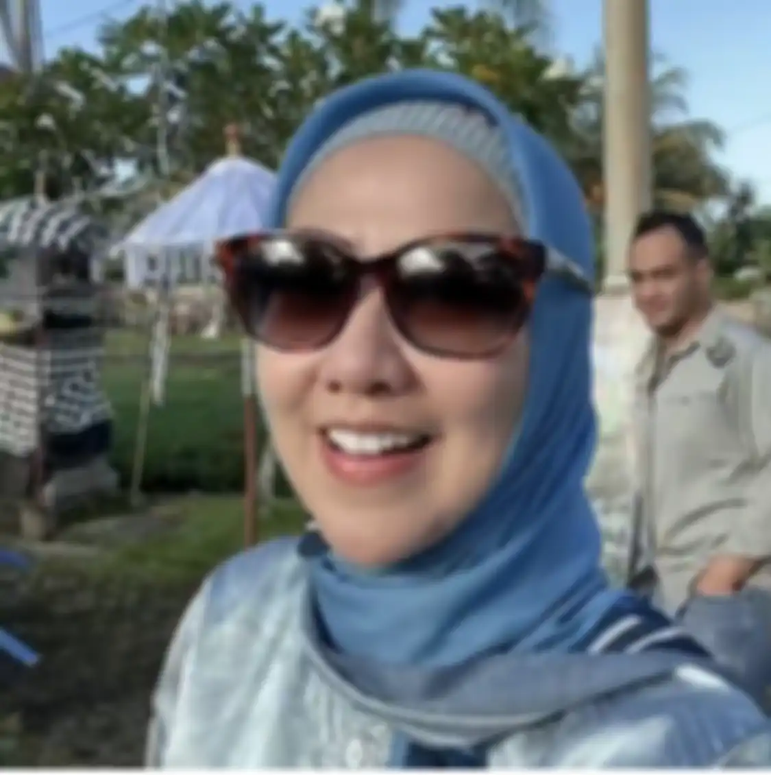 Ferry Irawan menggelar akad nikah di Bali, sahabat Venna Melinda, Elma Theana mengunggah foto bareng sosok ini. 