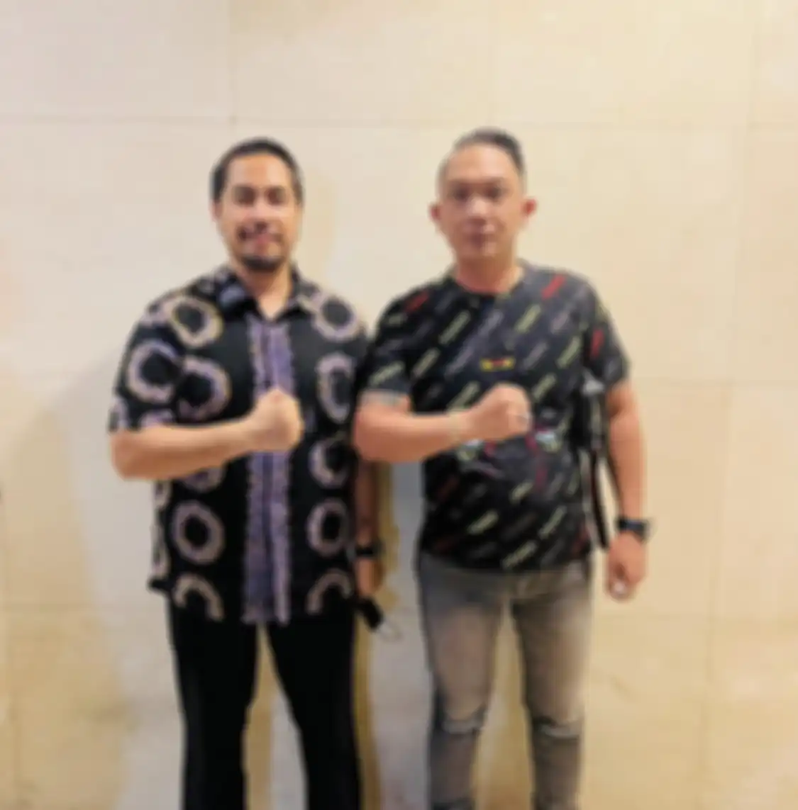 Berpose bersama pengacara kondang Sunan Kalijaga.