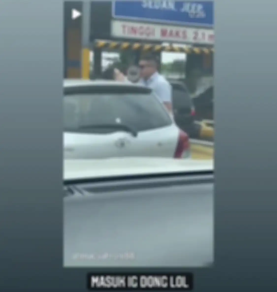 Sopir Yaris yang ditampar pengemudi Pajero arogan di tol Kebon Jeruk memilih lakukan ini. Pantas polisi kesulitan melacak pengemudi Pajero.