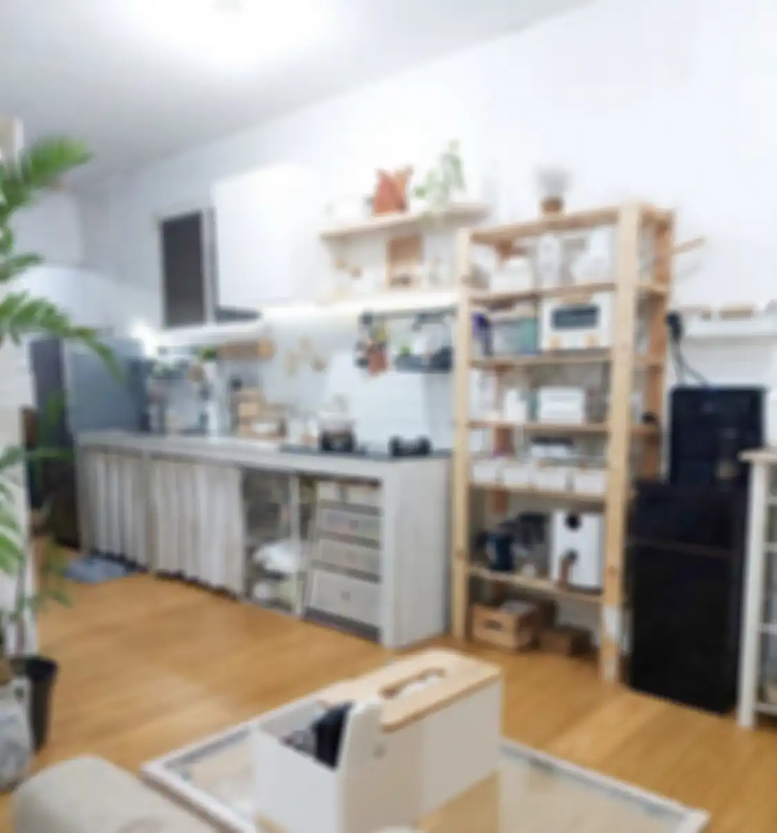 Ternyata biaya membuat dapur minimalis cantik nan elegan ini cuma habis segini. Padahal dikira mahal. Foto hasilnya bikin takjub!