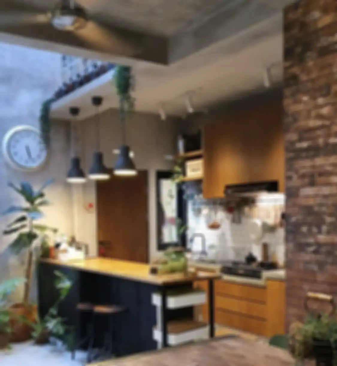 7 kesalahan desain dapur dalam ukuran sempit bikin foto tampilan area memasak sulit terlihat rapi.