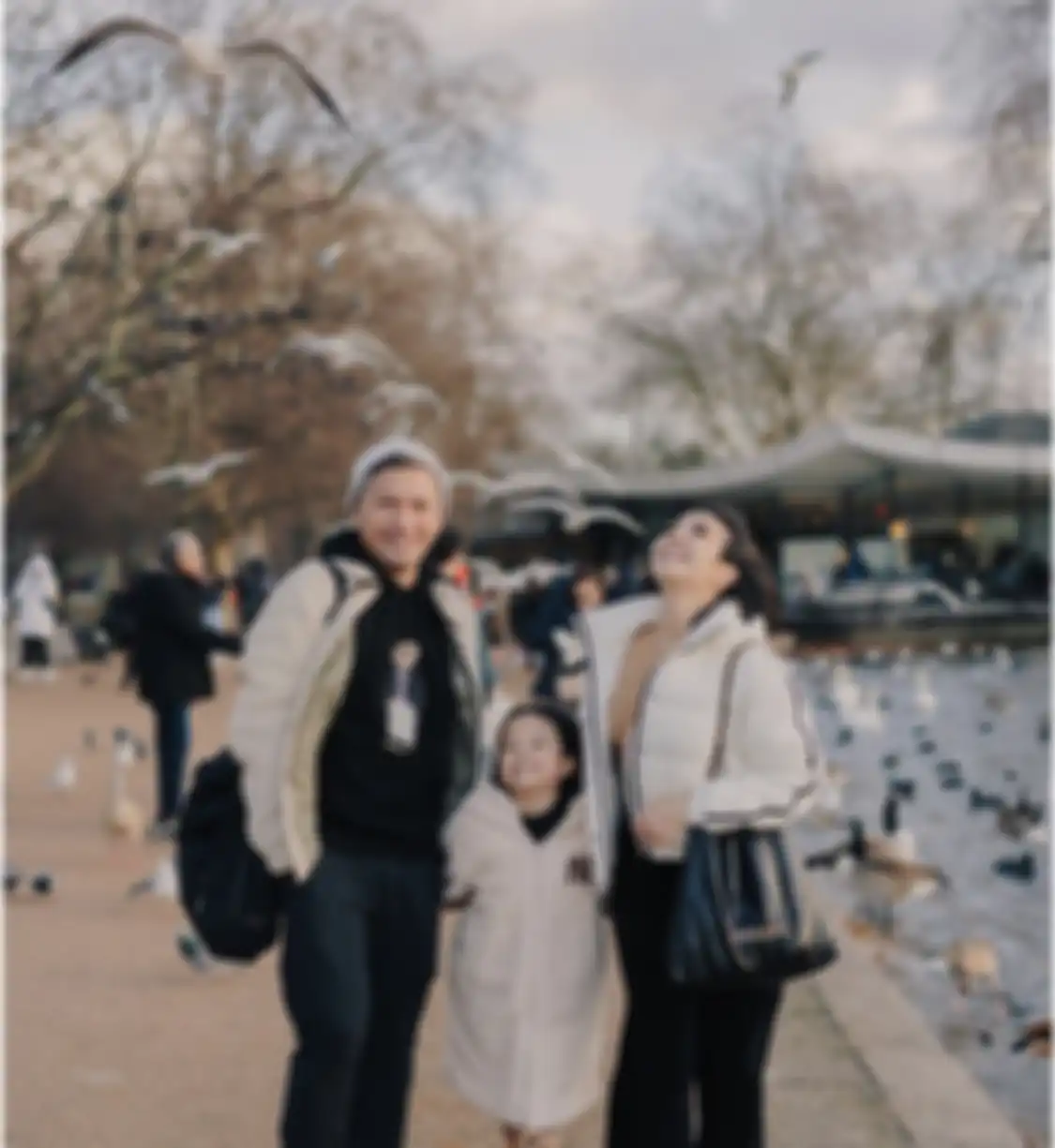 Foto Gempita Nora Marten yang menyatukan tangan Gisel dan Gading Marten bikin baper. Tabiat asli Rino Soedarjo terkuak.