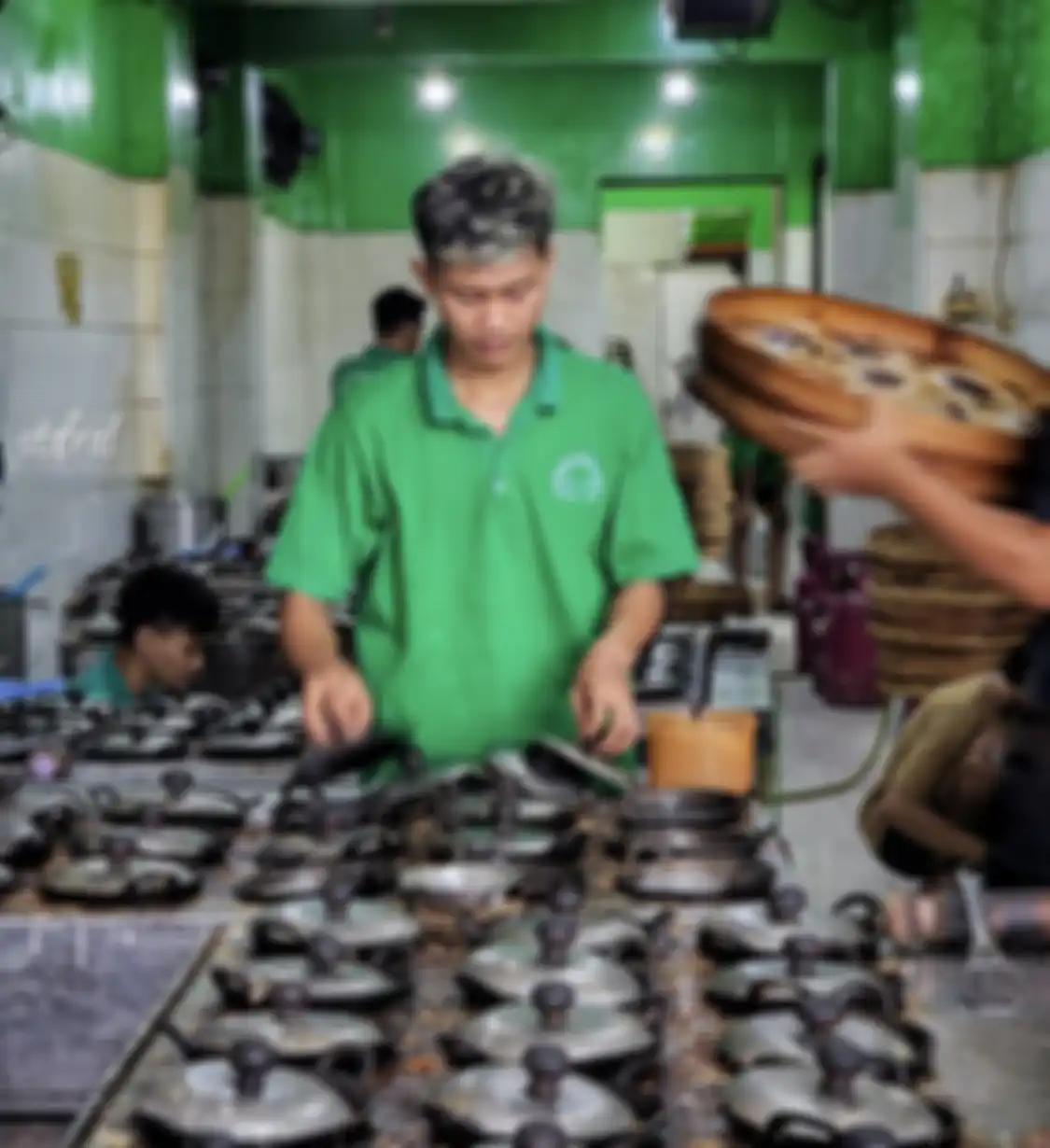 Foto kegiatan di Serabi Notosuman Ny Lidia.