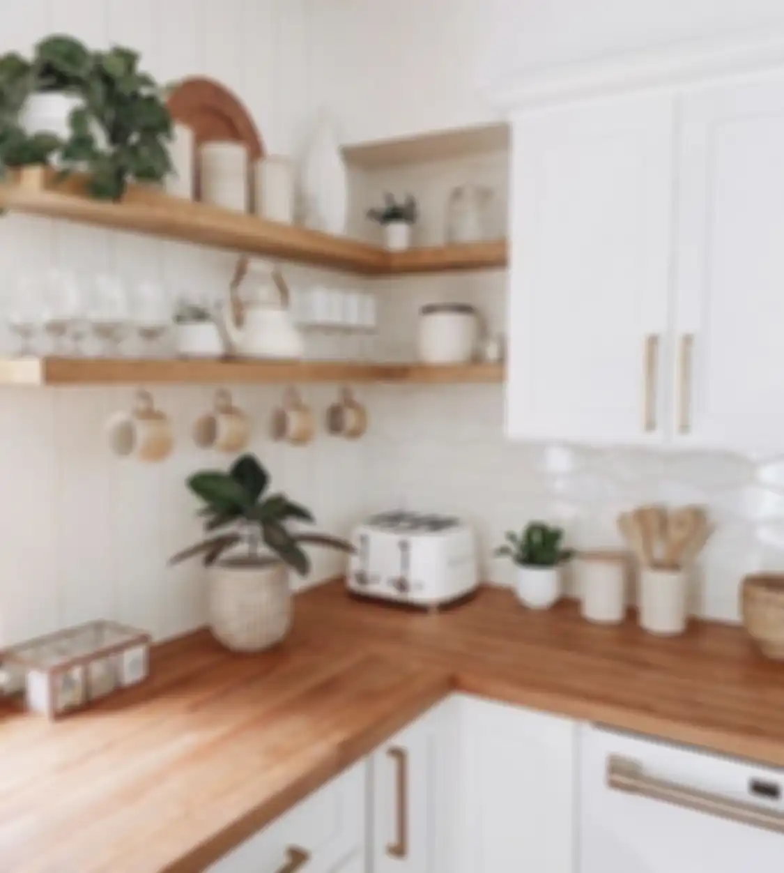 Foto desain dapur mungil menjadi inspirasi karena 7 gaya minimalis ini. Tampilannya bikin dapur estetik di lahan sempit. 