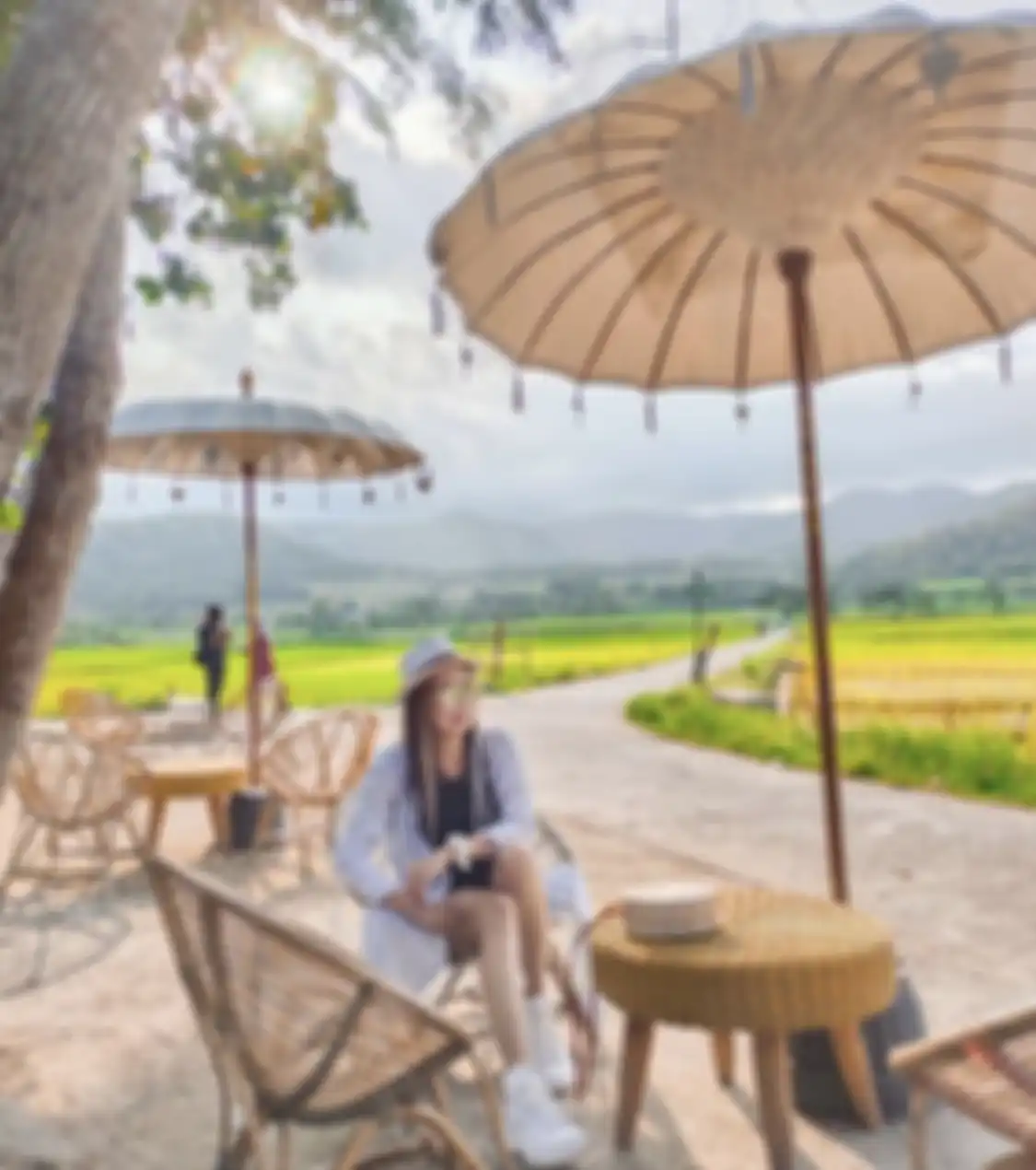 Inilah 7 tempat wisata hits di Jogja yang menjadi incaran lokasi foto aesthetic. Tak boleh dilewatkan saat liburan. 