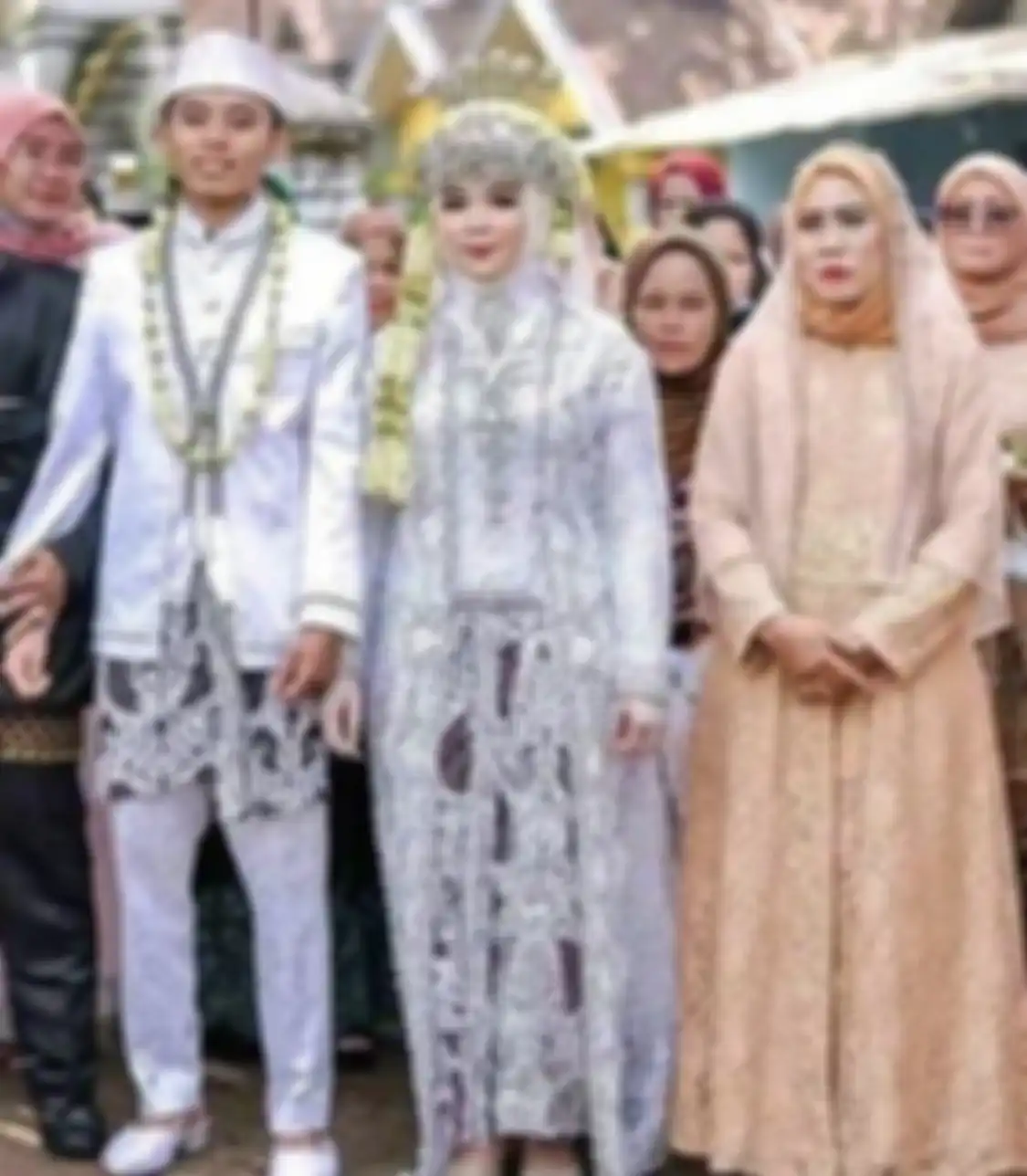 Inilah foto tampang suami Norma Risma yang kepergok berzina dengan ibu mertua. Ternyata senang dapat sensasi dari wanita profesi ini.