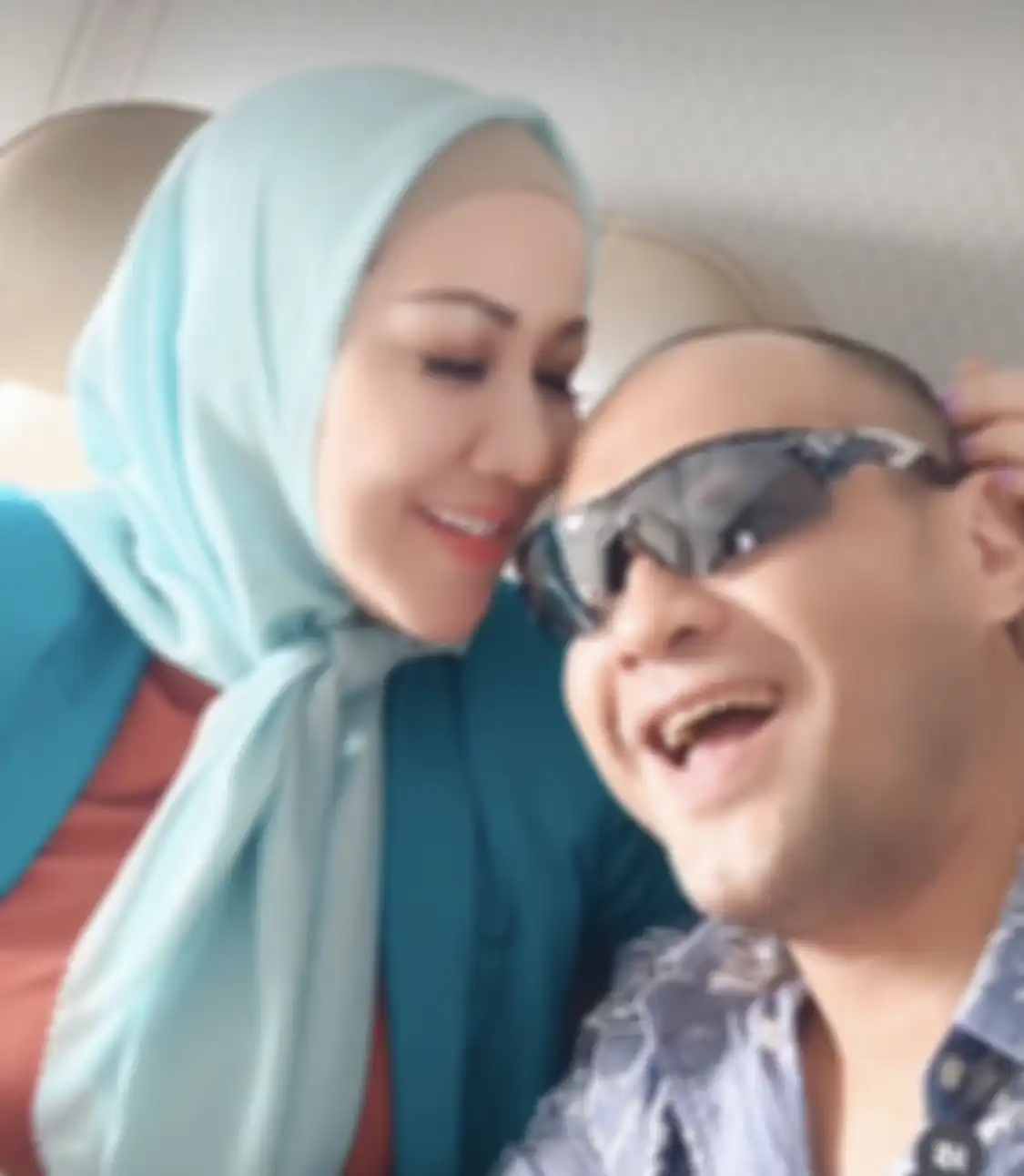 Tak ada foto mesra dalam rumah tangga Venna Melinda dan Ferry Irawan.