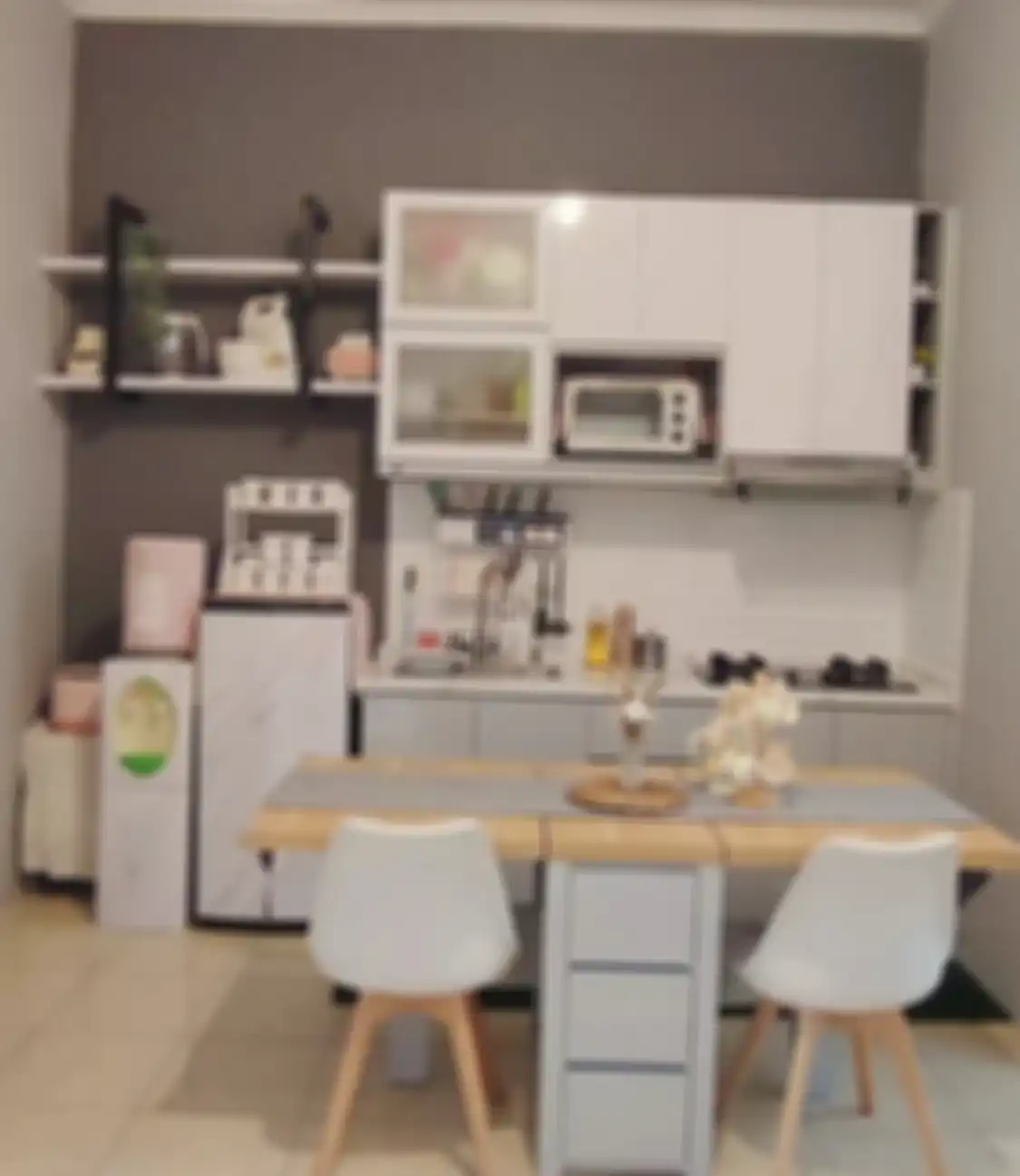 Pemilik rumah minimalis jangan sampai terlalu fokus pada foto interior yang esteti. Desain dapur baru bisa rusak karena 9 hal ini.