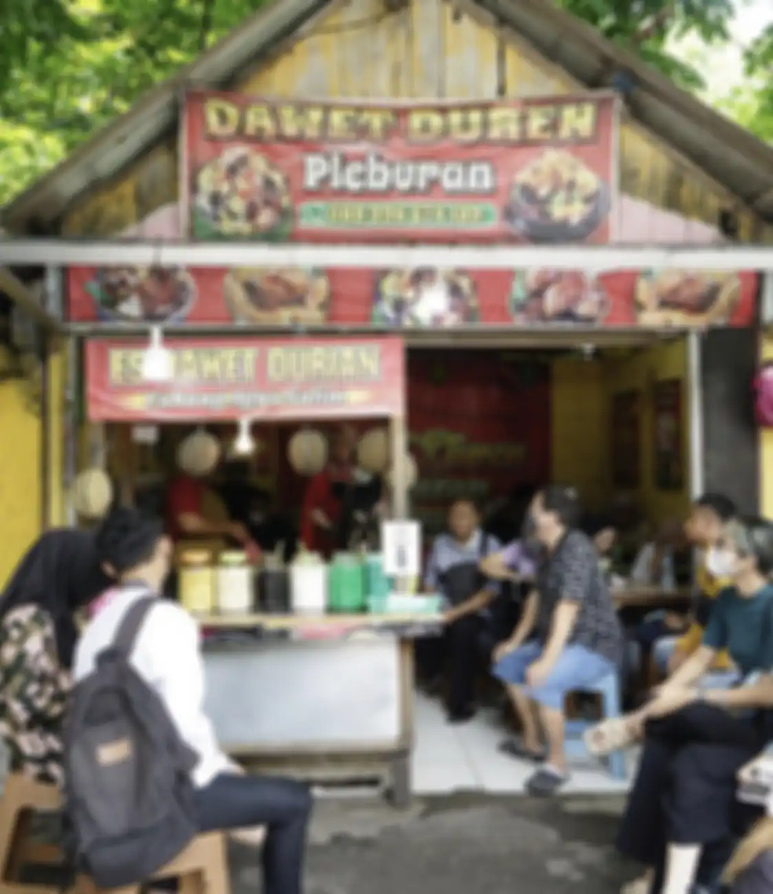 Inilah cara menuju Es Dawet Durian Pleburan Semarang tempat wisata kuliner yang selalu ramai dikunjungi. Intip foto menunya.