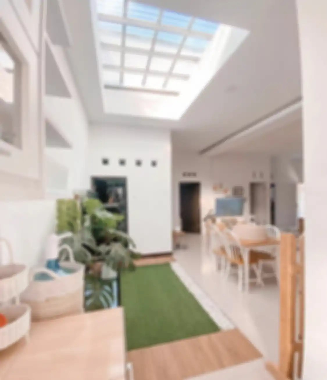 Simak ulasan 7 cara foto interior agar dapur mungil terlihat semakin aesthetic. Ternyata caranya simpel kok.