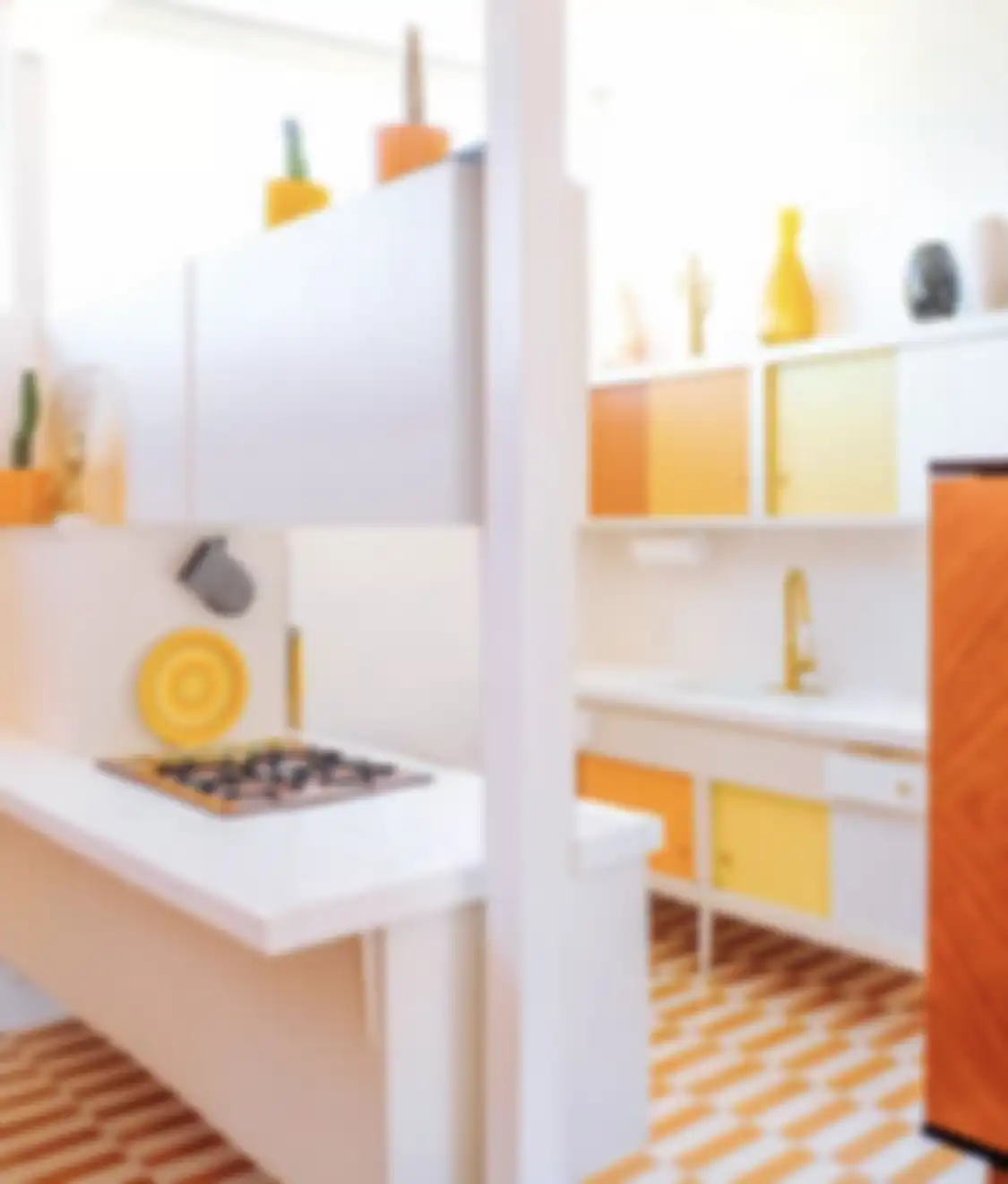 Desain dapur bersih terlihat cantik karena dipasangi lampu gantung model ini. Foto hasilnya jadi rujukan. 