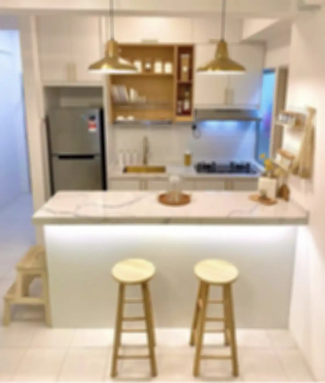 Simak ulasan 7 cara foto interior agar dapur mungil terlihat semakin aesthetic. Ternyata caranya simpel kok.