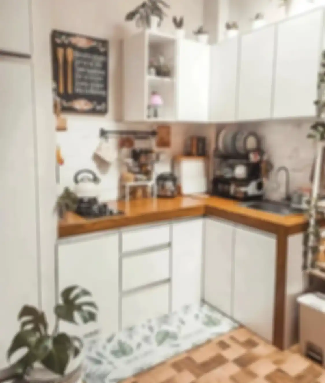 Foto desain dapur mungil yang bisa kita permak tanpilannya agar terlihat lebih estetik.