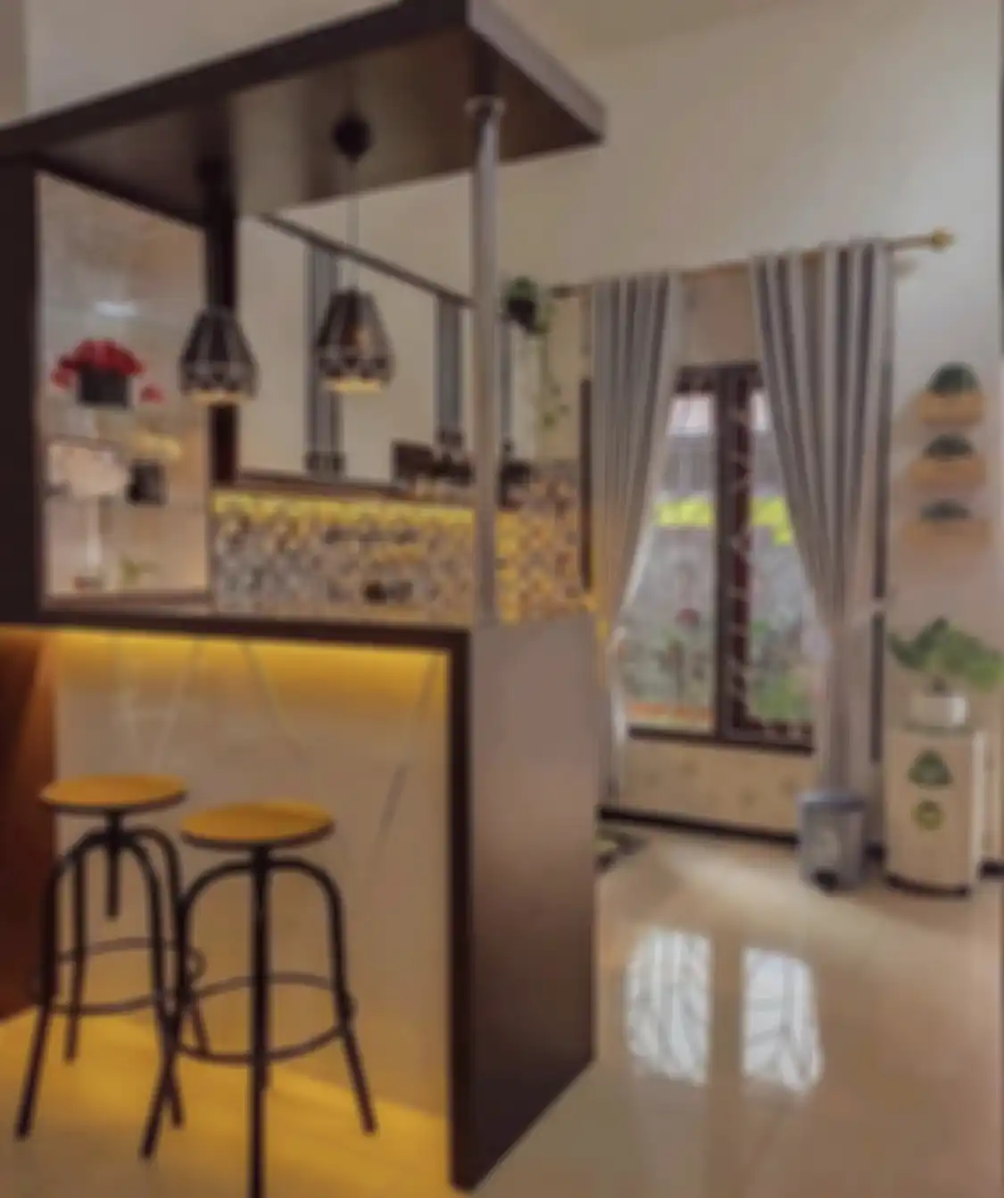 Banyak pemilik rumah sebel melihat foto dapur sempit yang tampak berantakan. Ternyata 7 cara tak biasa jadi obatnya.