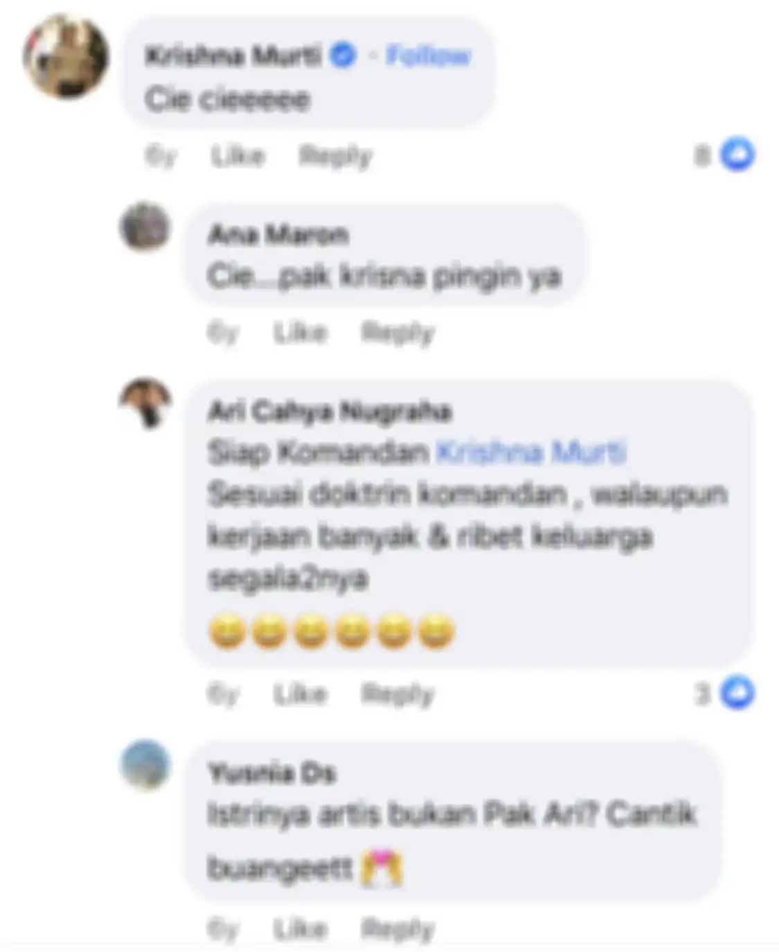 Ini sosok istri AKBP Ari Cahya Nugaraha yang karirnya hancur karena kasus Ferdy Sambo. Foto istri Ari bikin jenderal ini ikut komentar. 