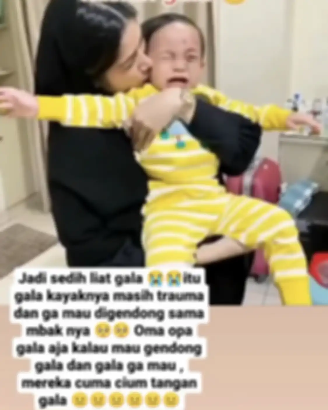 Terlepas dari foto Gala Sky berontak digendong sahabat Vanessa Angel, keluarga Bibi Andriansyah mengungkap fakta mengejutkan.