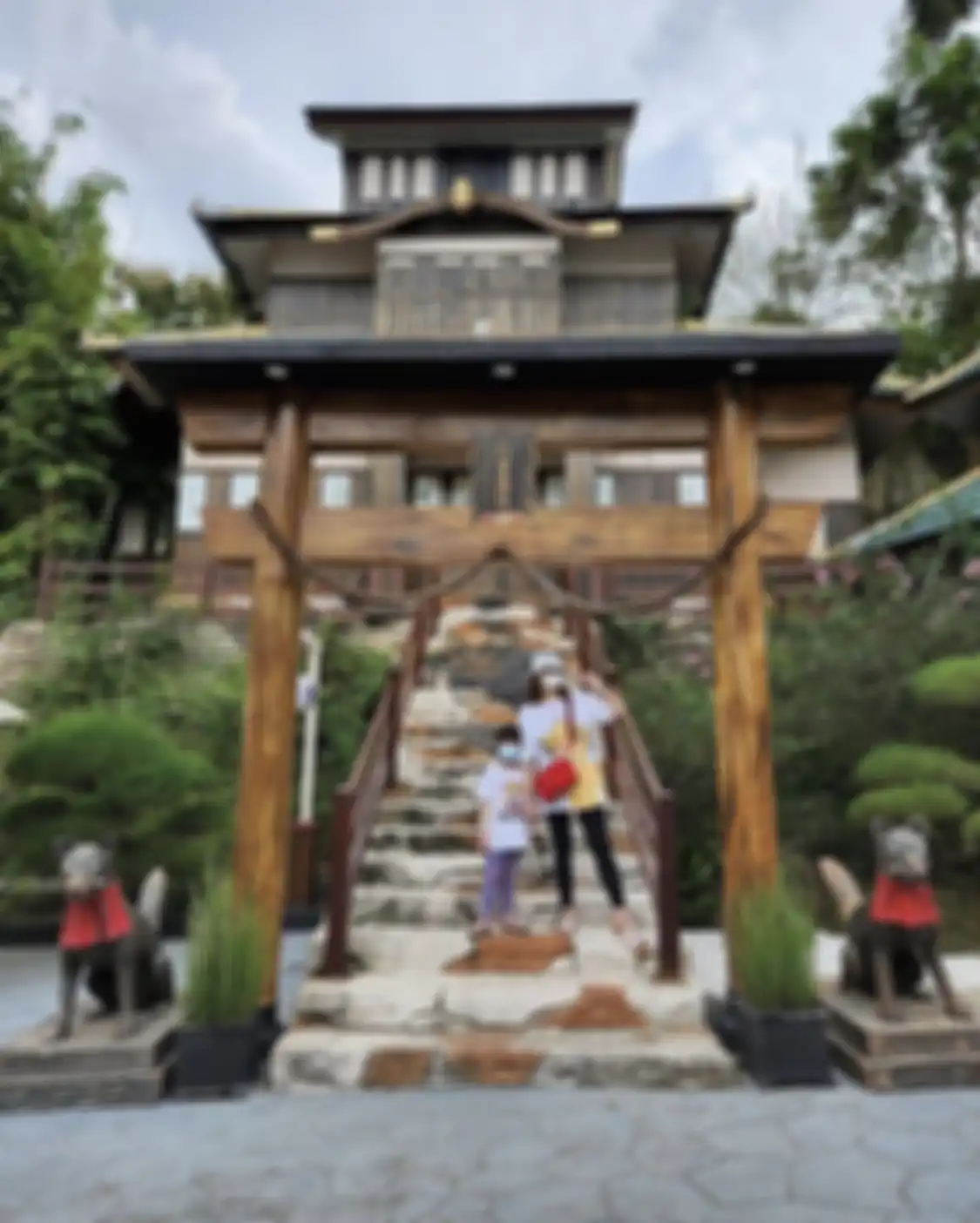 Inilah 11 tempat wisata seru di Malang bisa sekalian bikin foto estetik bersama keluarga. Tertarik mengunjunginya?