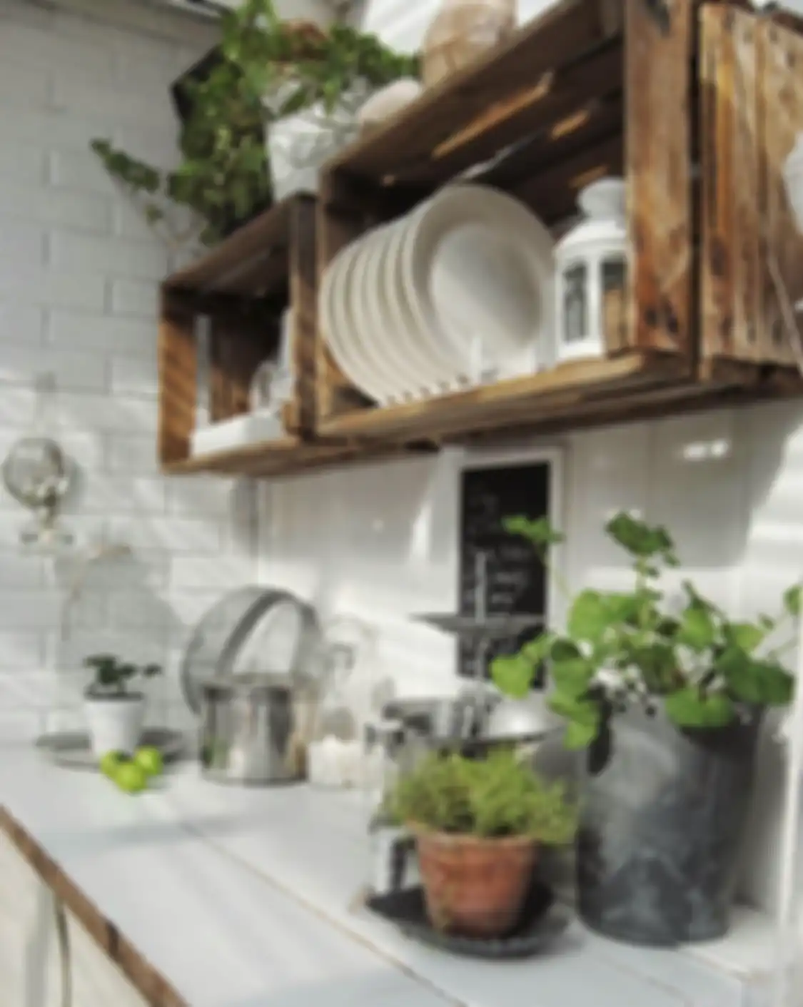Desain dapur outdoor bikin para tamu ketagihan ikut pesta barbeque. Ini 7 foto inspirasinya. Taman sempit pun jadi.