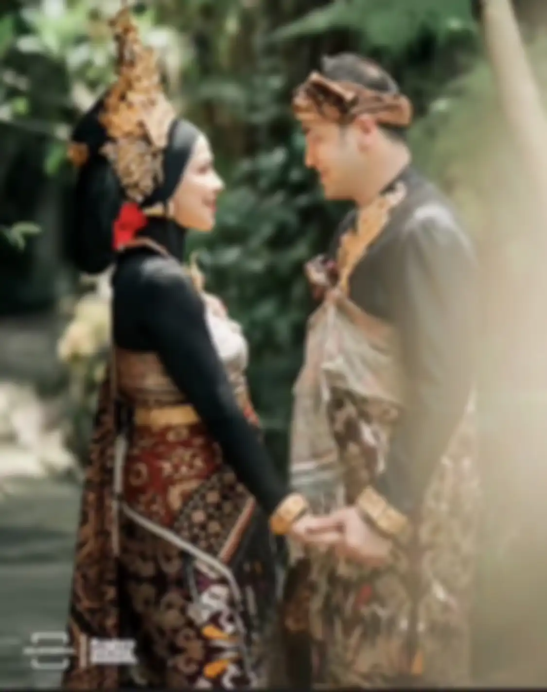 Foto prewedding Venna Melinda terlanjur viral. Elma Theana bongkar bujet resepsi Ferry Irawan yang sebenarnya. 
