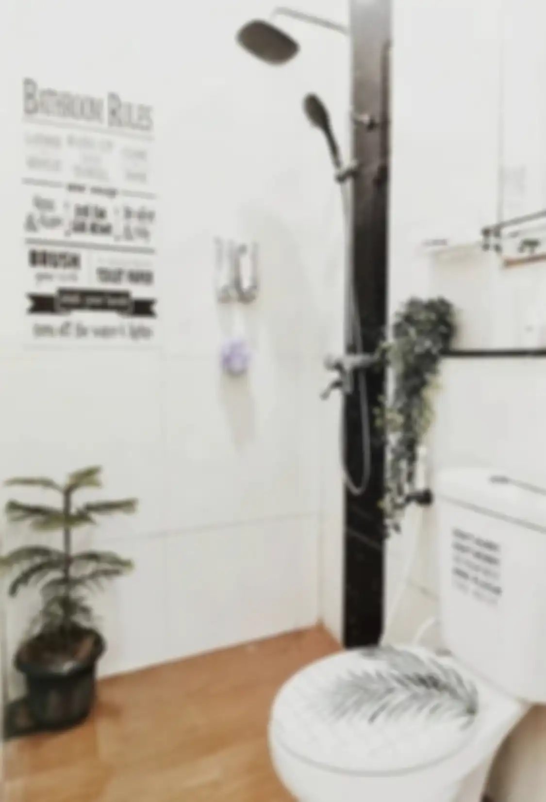Model kamar mandi sederhana tapi mewah bikin pemilik rumah mungil senyum-senyum bangga. Begini 9 foto desainnya.