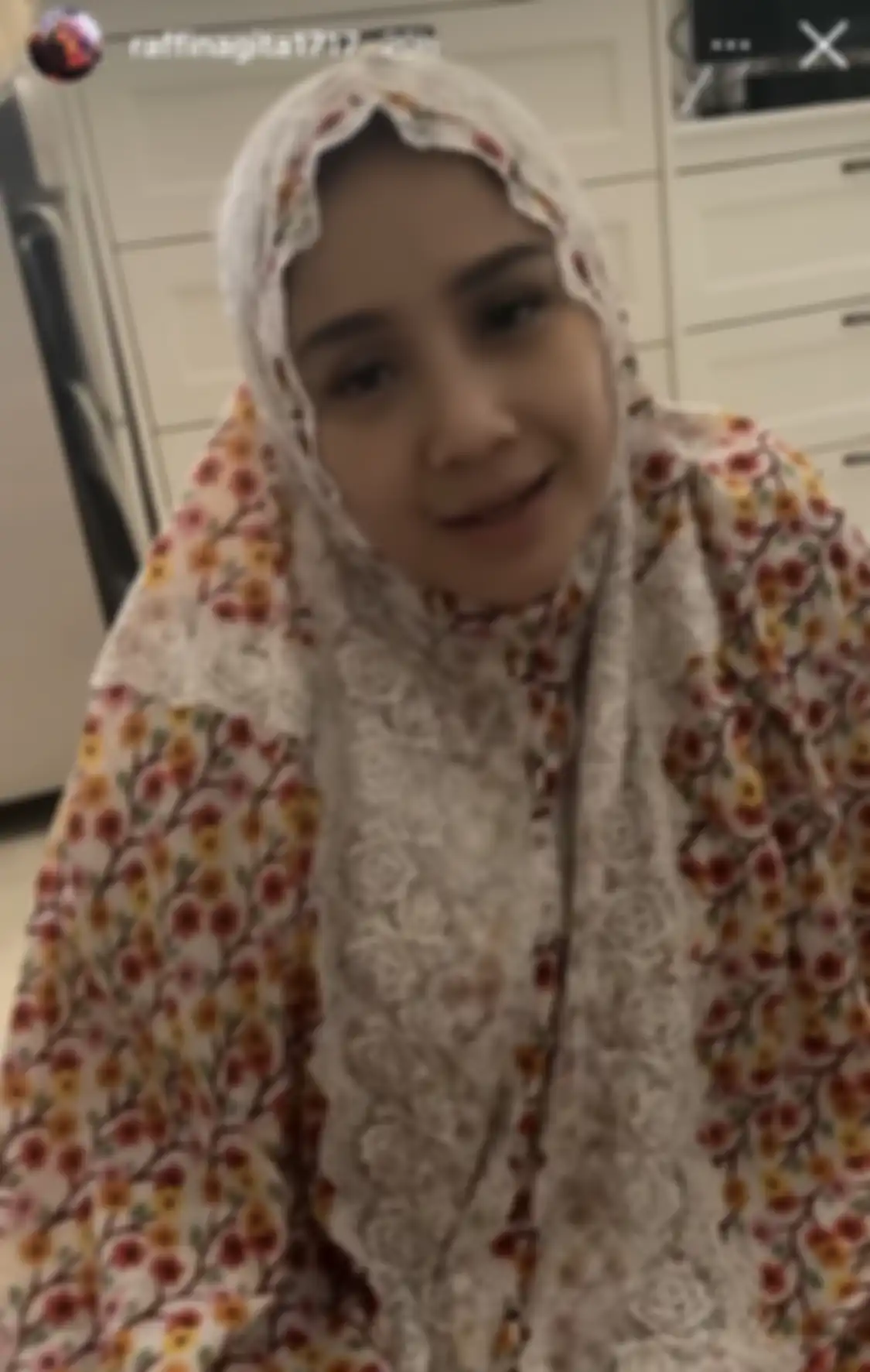 Nagita Slavina dikaitkan dengan video 61 detik yang menjadi buruan netizen. Polisi telah membongkar fakta mengejutkan. 