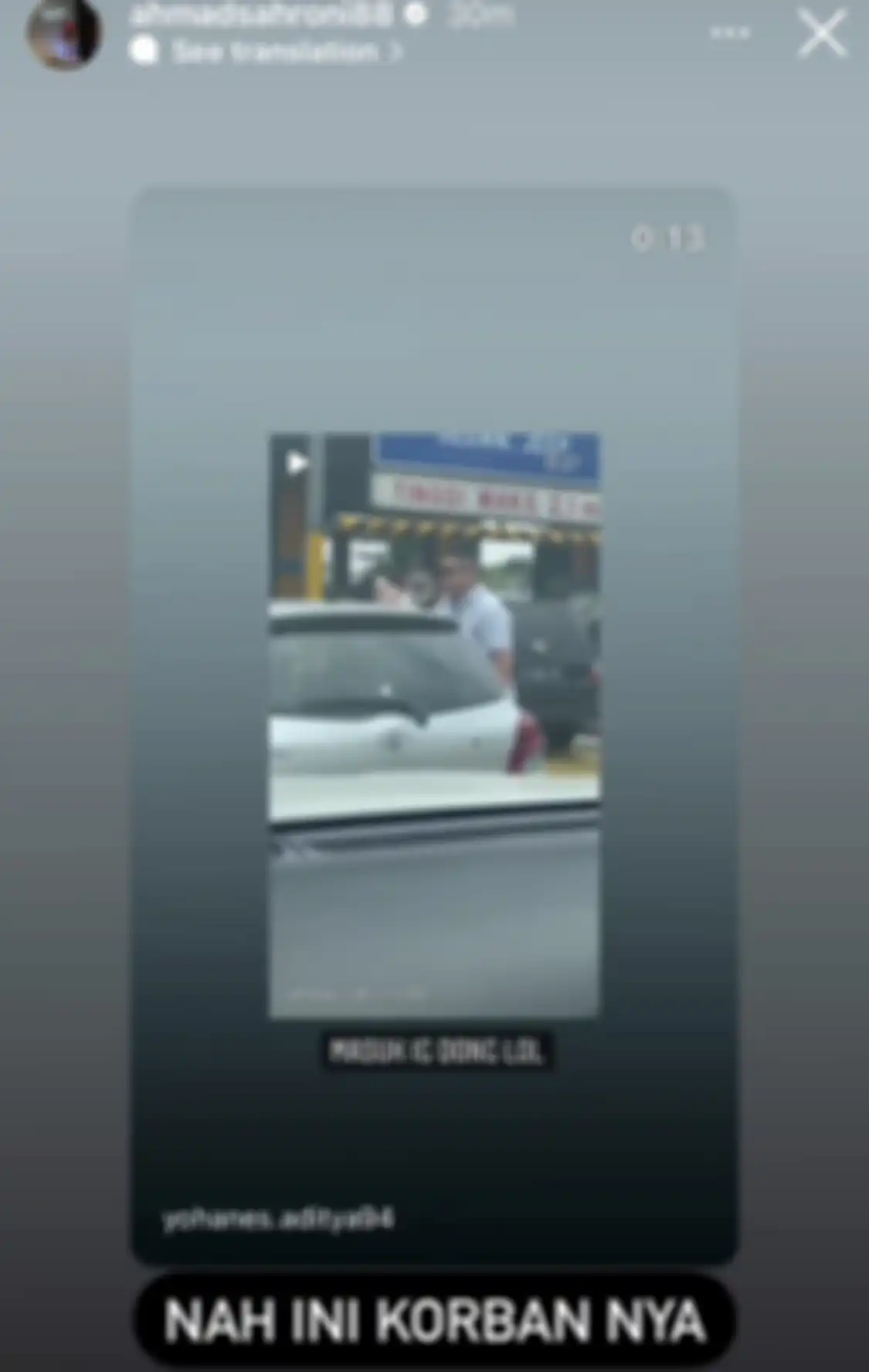Foto wajah sopir Yaris yang ditampar pengemudi Pajero di tol Kebon Jeruk viral. Ternyata sopir Yaris ini punya profesi mentereng. 