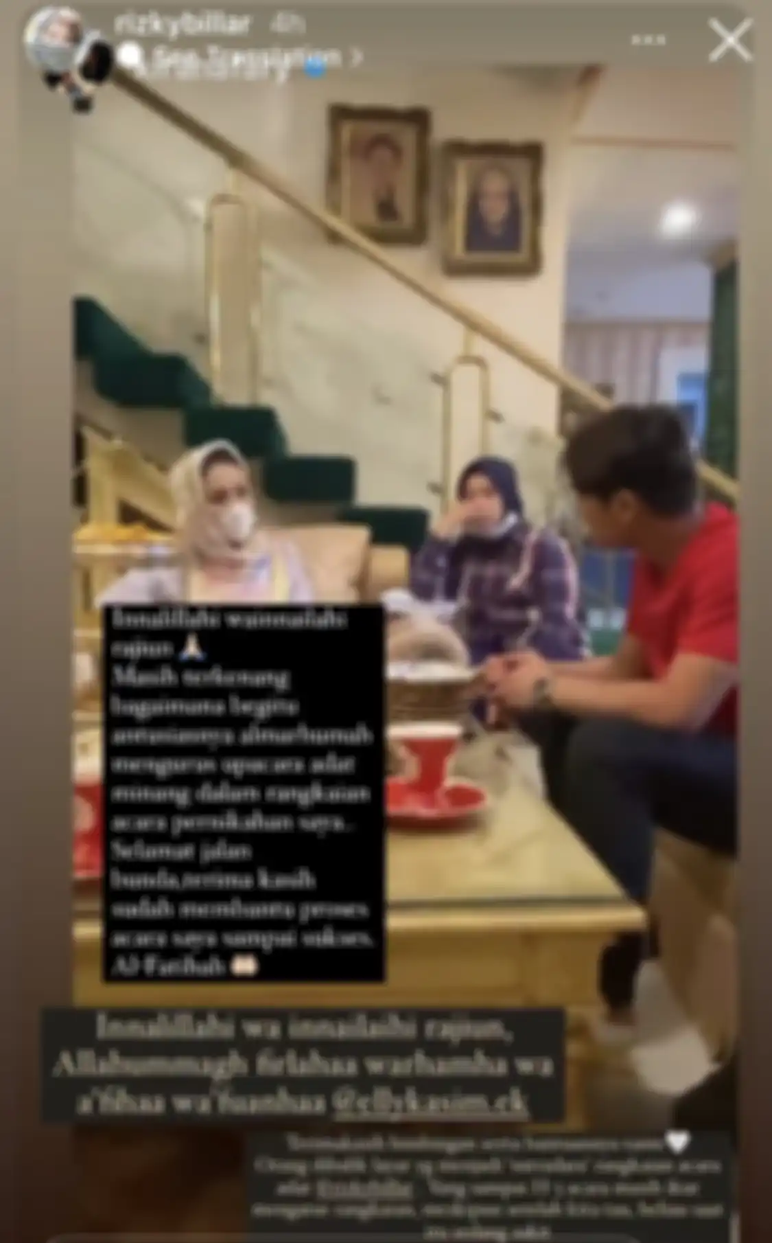 Rizky Billar kehilangan sosok tercinta usai seminggu menikahi pedangdut Lesti Kejora. Foto ini menjadi bukti atas kesedihannya.