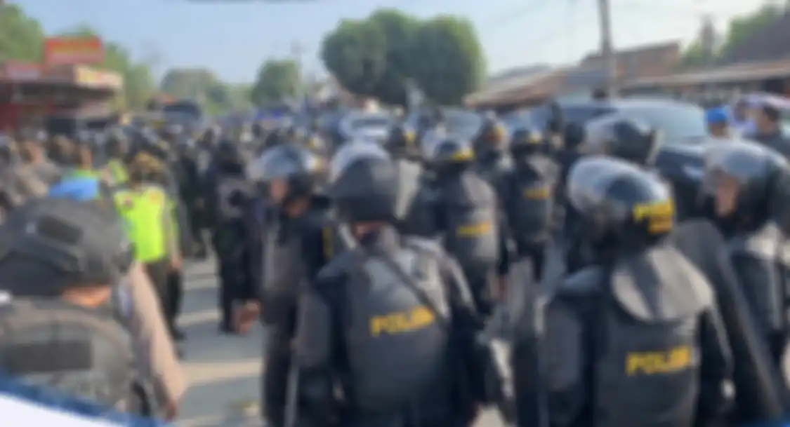 Bechi anak pemilik Ponpes Shiddiqiyyah Jombang ditemukan dalam kondisi begini saat ditangkap oleh polisi. Foto terkininya dicari-cari.