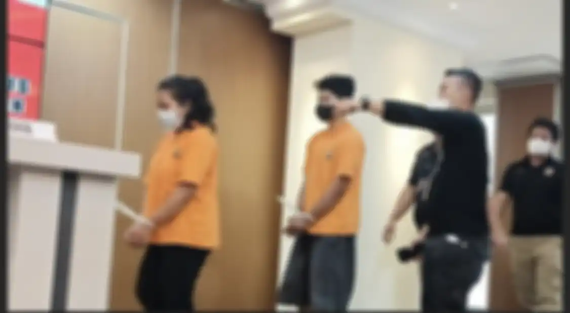 Ayah siswa SMK korban pembunuhan sudah kehabisan kata-kata. Mantan pacar tega renggut nyawa korban gegara masalah ini.