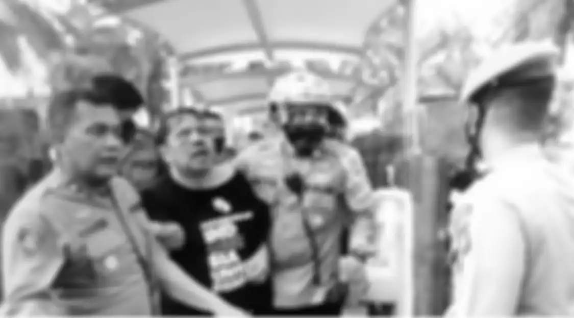 Pria asal Lampung ini tak terima wajahnya masuk di foto pengeroyok Ade Armando. Dia mengaku tak mengikuti demo mahasiswa 11 April. 