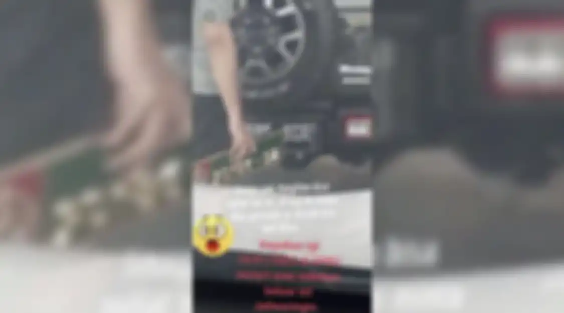 Anak jenderal Mindarto viral di medsos gegara mengisi mobil pelat dinas TNI AD dengan bensin subsidi.