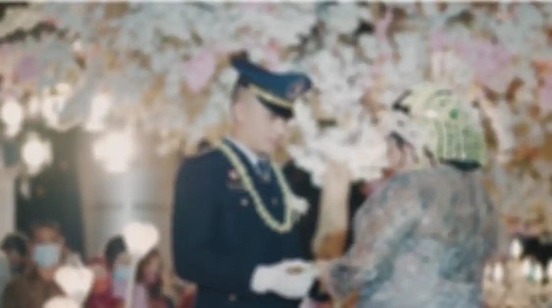 Foto pesta mewah itu seolah menjadi bukti Farhat Abbas atas gaya hidup Olivia, yang ujungnya terjerat kasus penipuan CPNS.