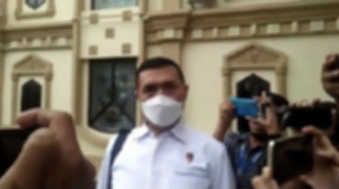 Pengacara keluarga Brigadir Yosua cuma boleh tunggu di luar ketika rumah Ferdy Sambo dipenuhi polisi tanpa seragam.