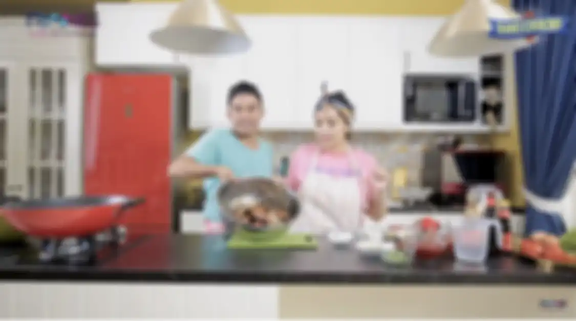 Siap sangka 8 foto desain dapur cantik milik para artis Tanah Air ini ternyata mudah ditiru.