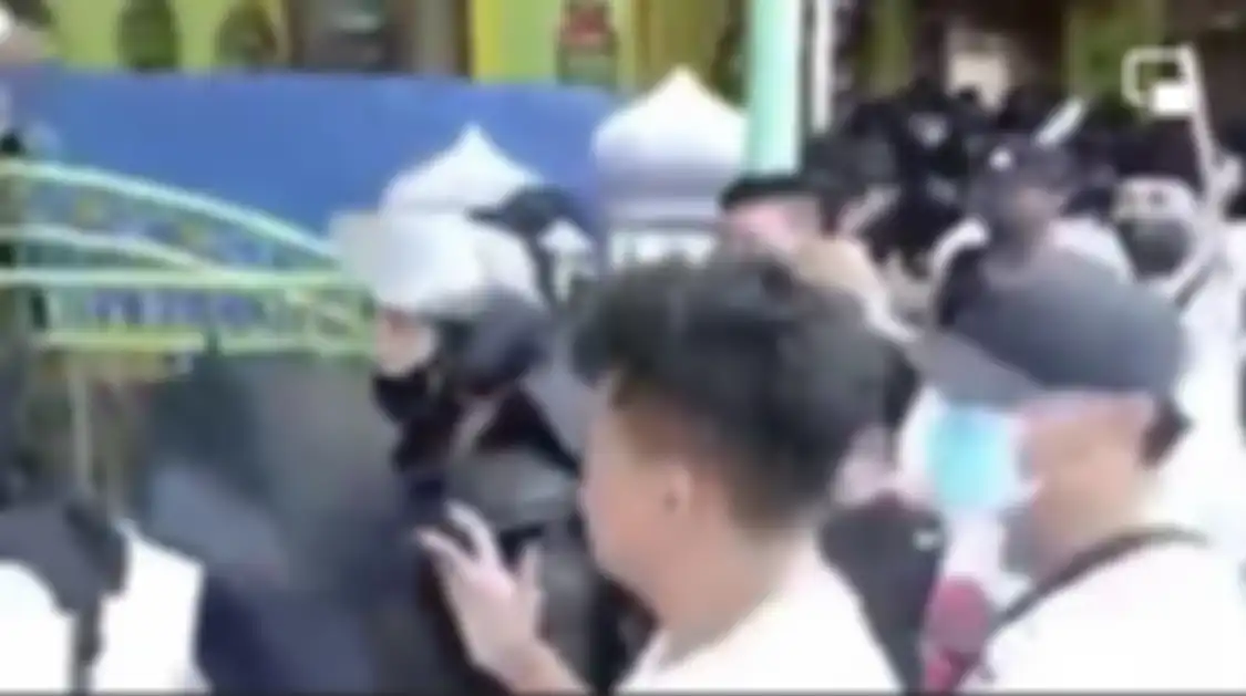 Polisi lagi-lagi gagal menangkap Bechi anak kiai Jombang. Ternyata ini sosok yang ditangkap di Ponpes Shiddiqiyyah Jombang.