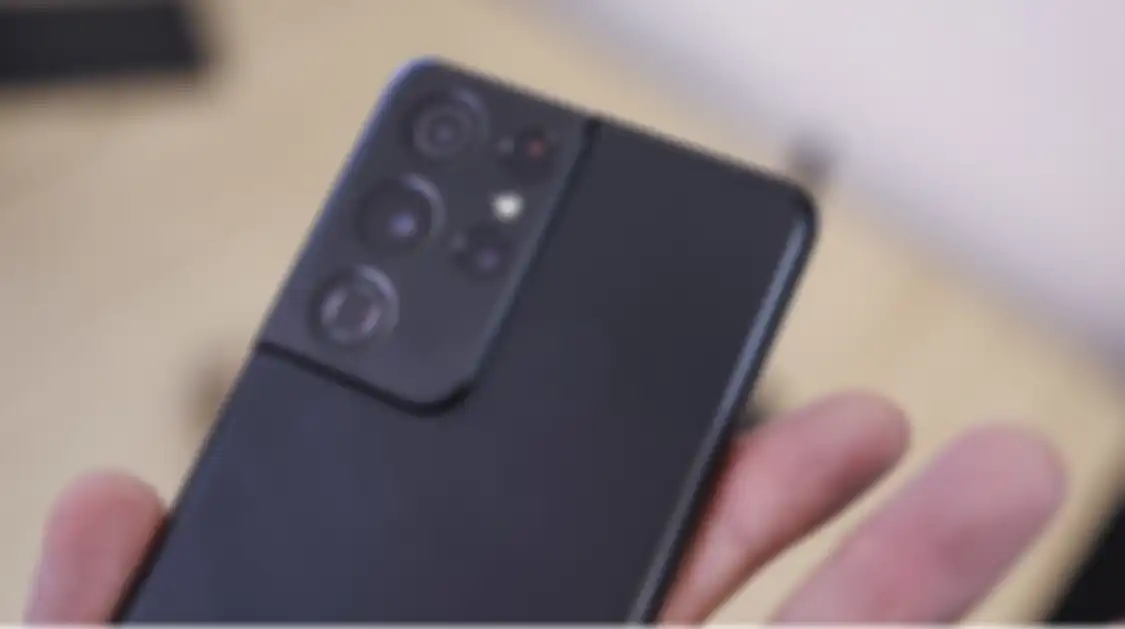 Ulasan kamera HP Samsung Galaxy S21 Ultra yang jadi juara di kelasnya. Tapi kelemahan ini tak bisa ditutupi.