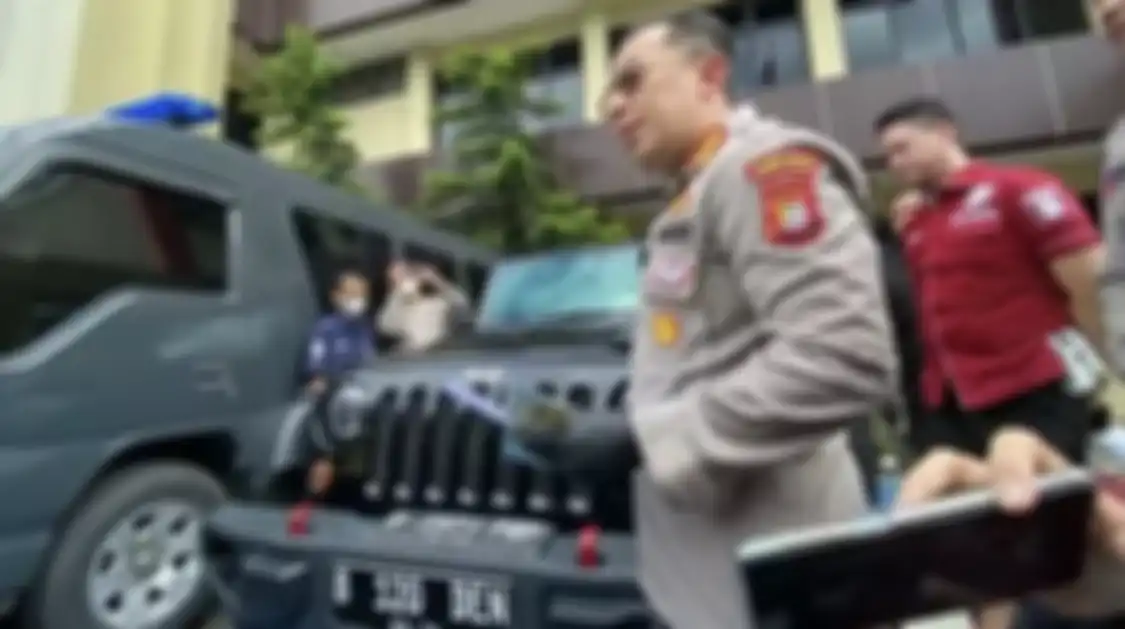 Pemilik Jeep Rubicon Rafael Alun Trisambodo dibongkar KPK. Ini profesi aslinya.