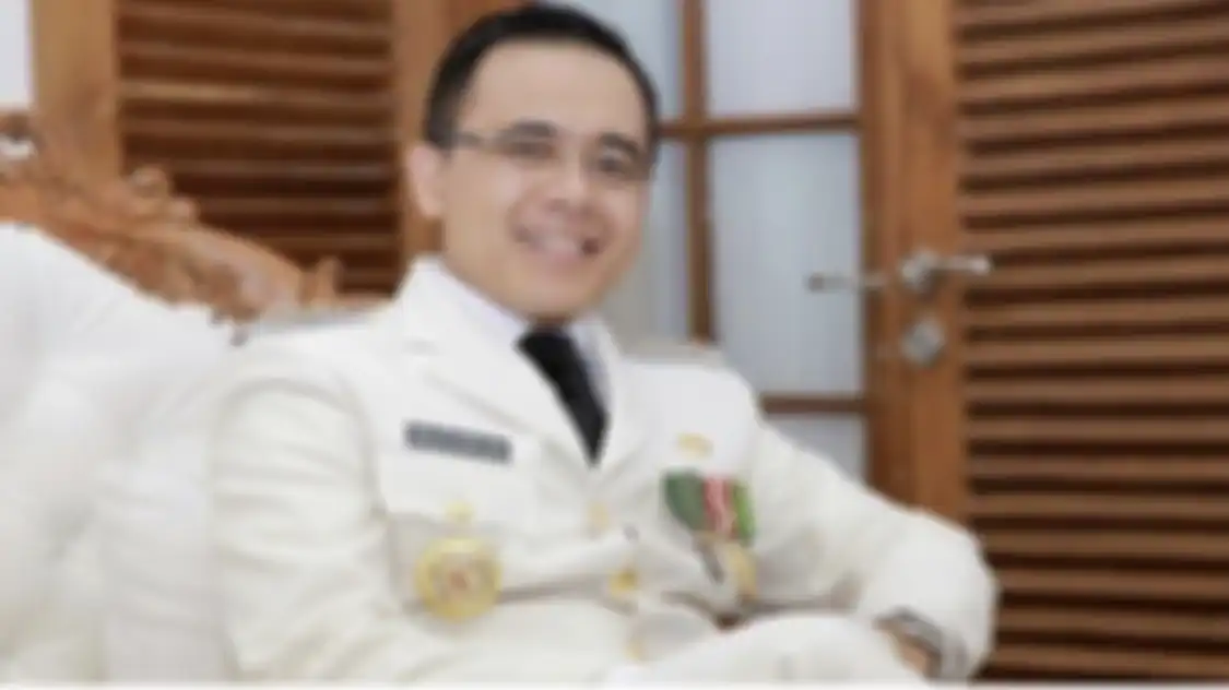 Ini profil Azwar Anas mantan Bupati Banyuwangi yang digoyang foto syur saat Pilkada Jatim 2018. Dia dilantik Jokowi jadi MenPAN-RB.